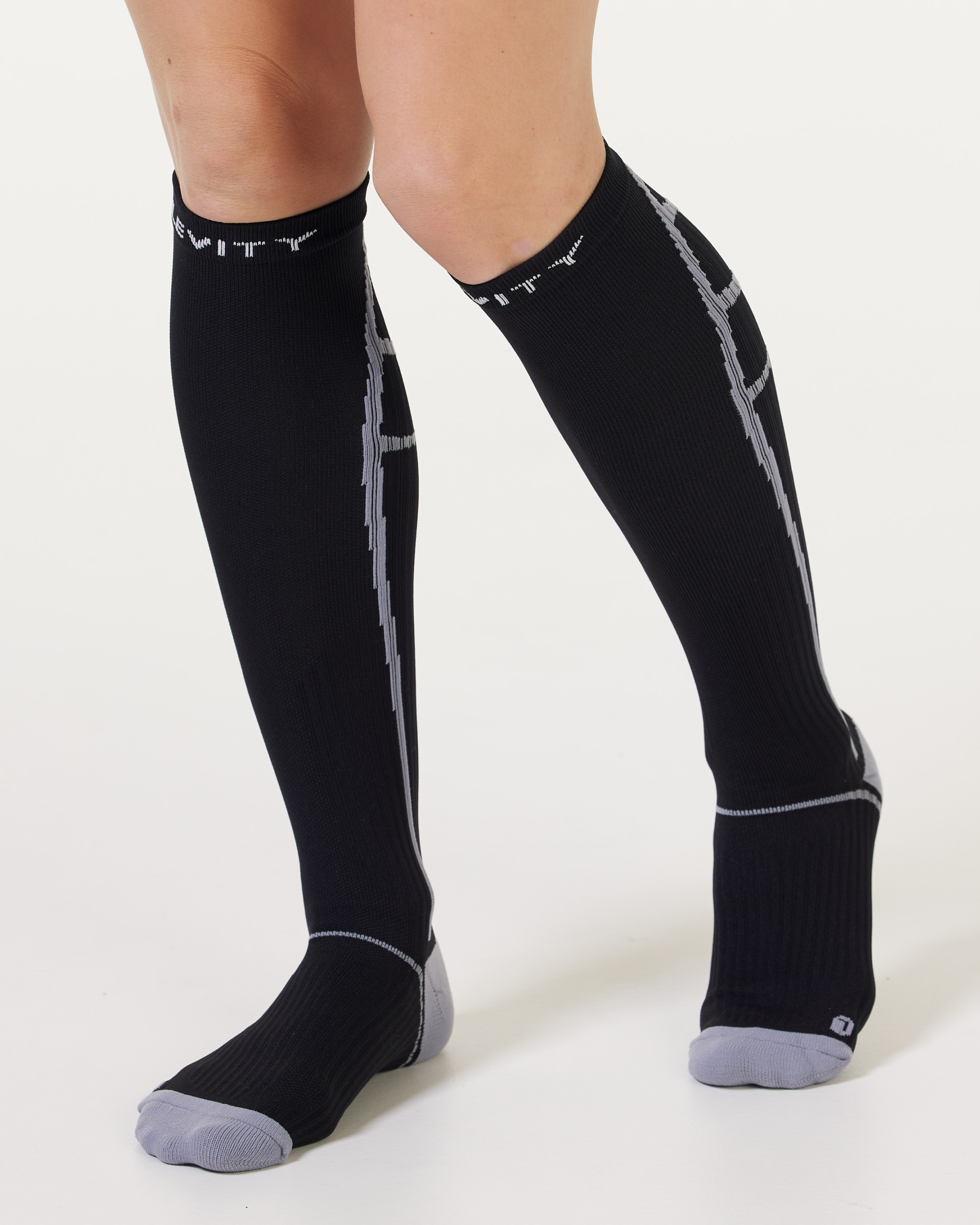 Forbedre Latterlig tommelfinger LEVITY Performance Compression Socks Black/Grey - Tights.no