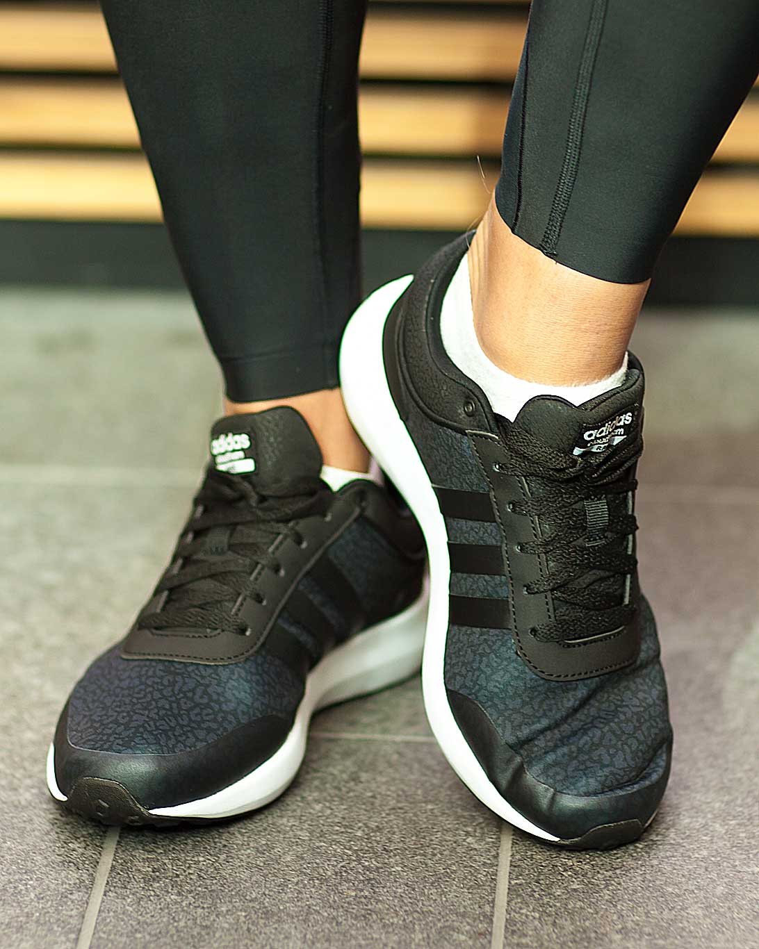 adidas Womens Neo Cloudfoam Race Shoes - 38 2/3