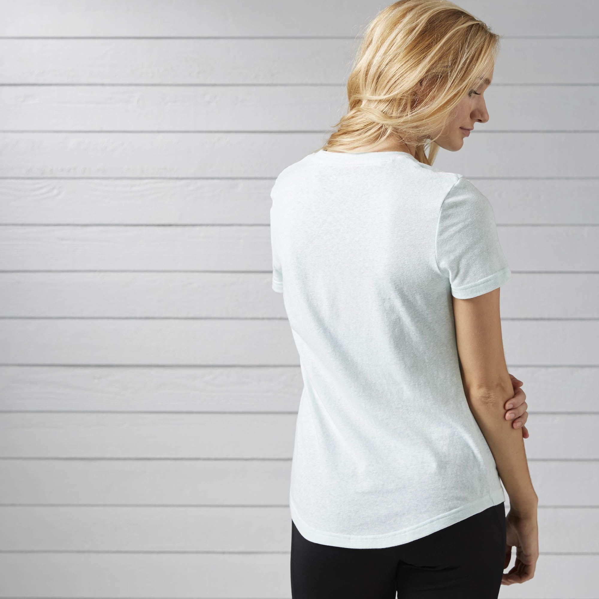 Hi3915 Reebok Reebok Snow Melange Tee - tights.no