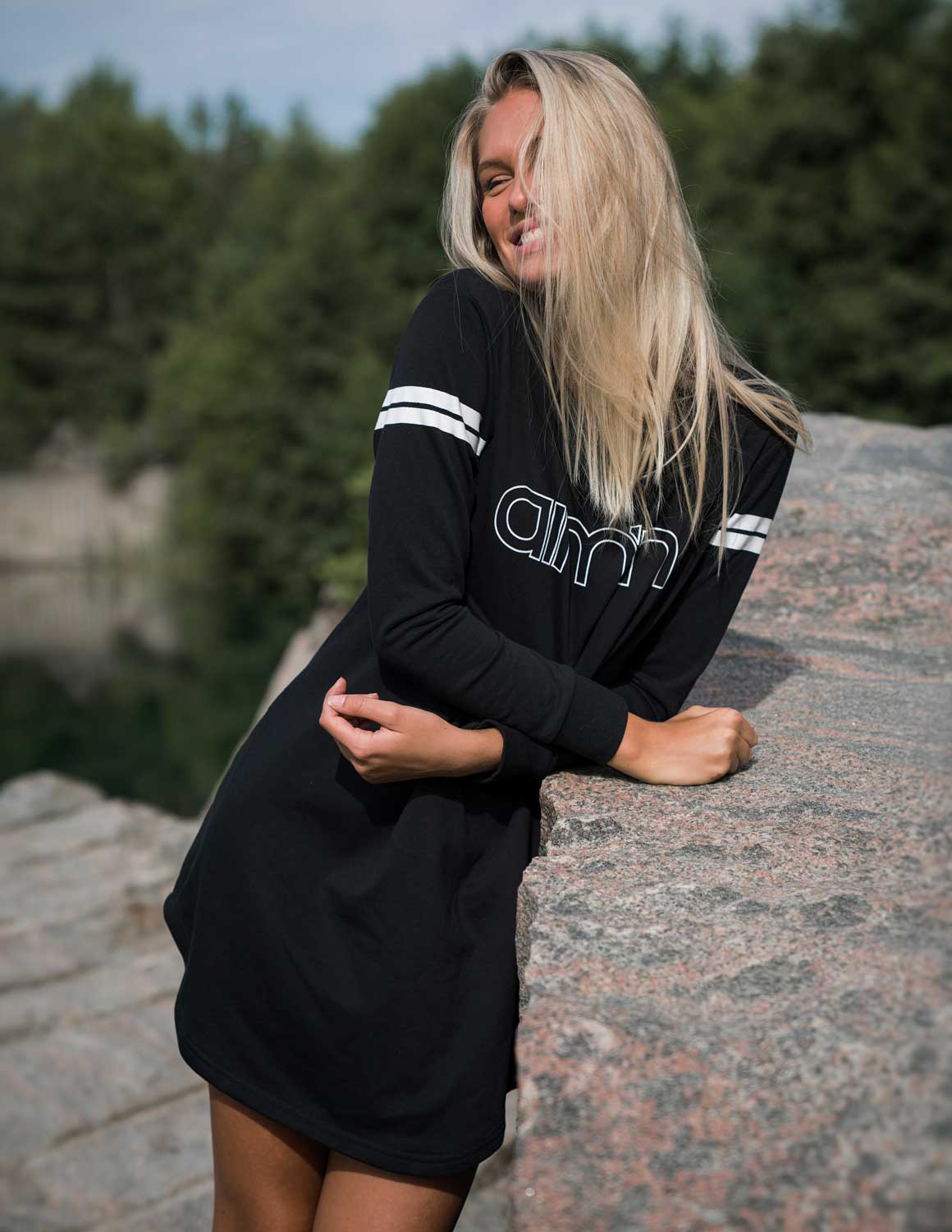 Aim'n Black Long Sleeve Dress - L - weight
