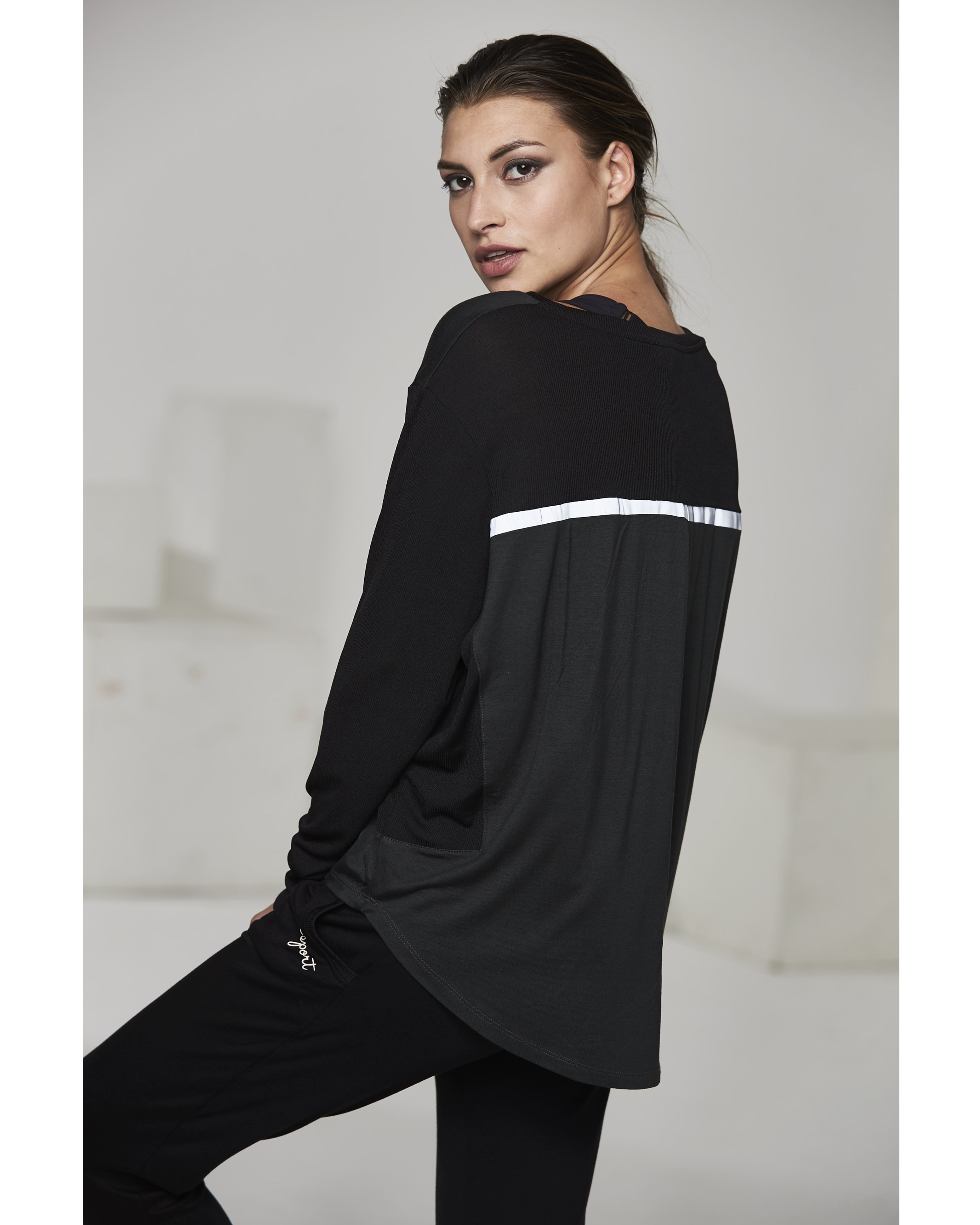 Ellesport Long Sleeve Rib and Viscose Top – Black/Caviar