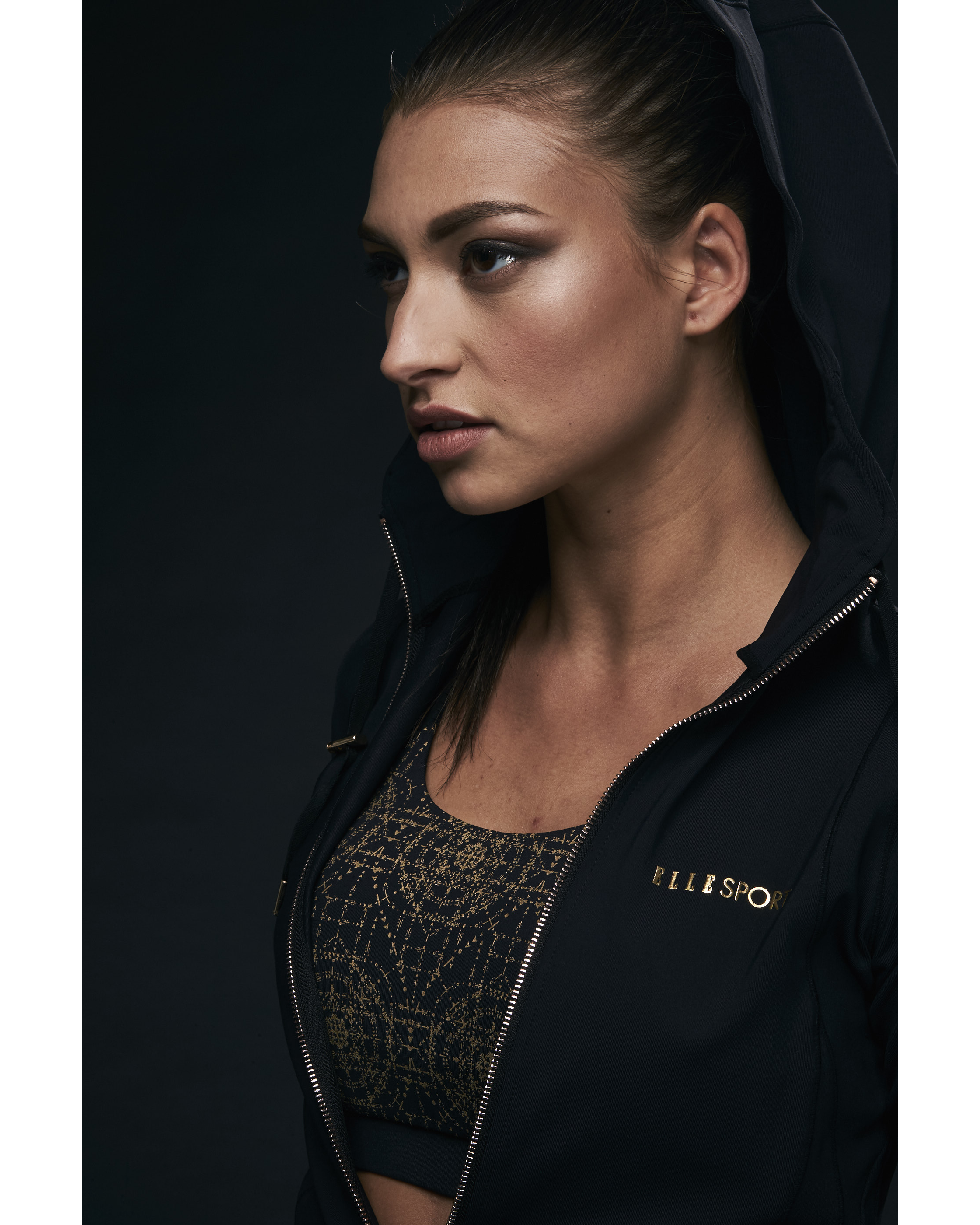 Ellesport Sleek Energising Sports Jacket with Hood – Black/Gold