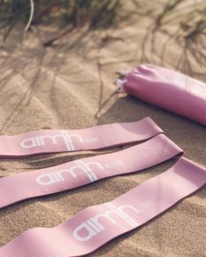 aimn pink tights