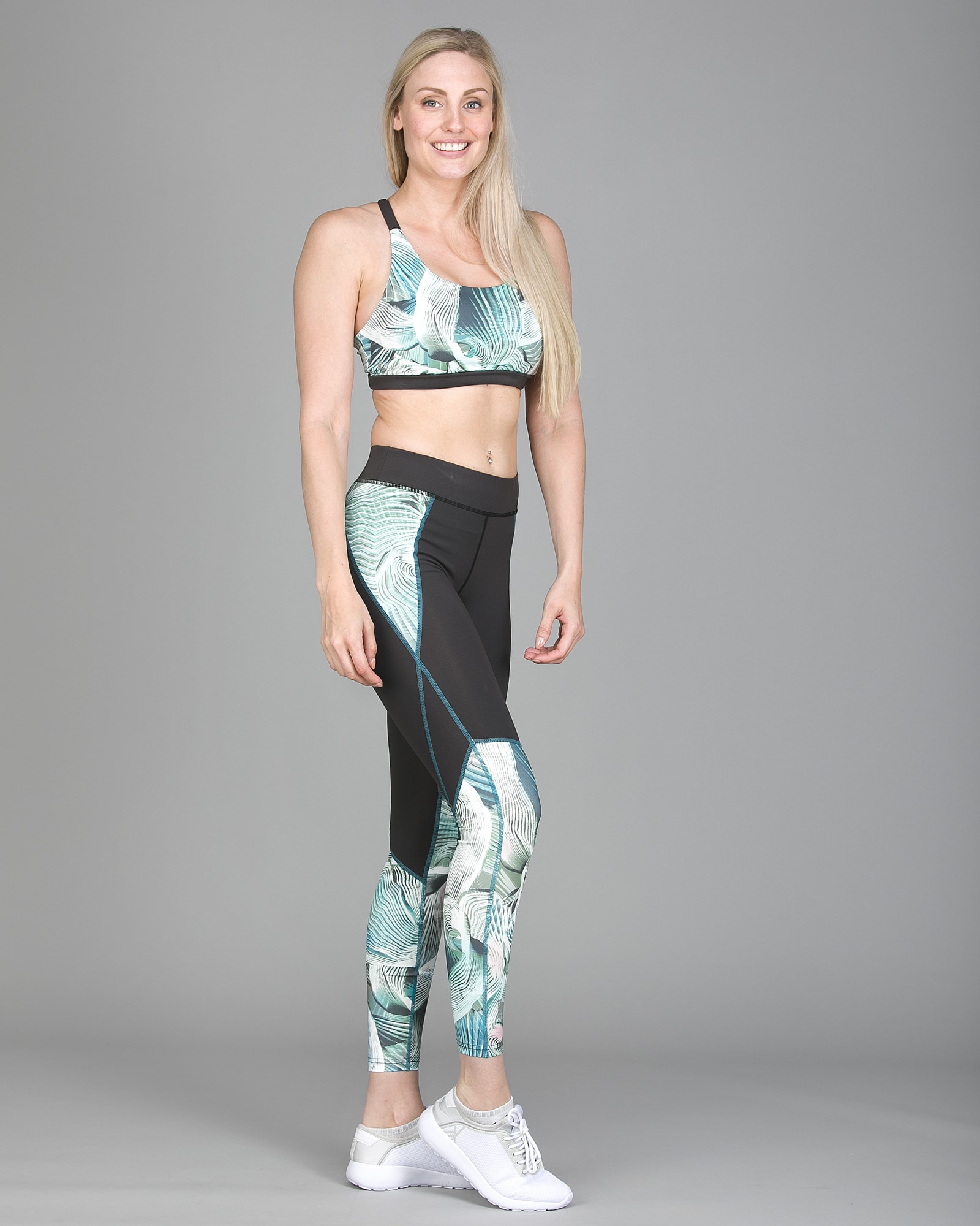 Only Play Aqua AOP Training Tights 15148737 and Bra 15148729 e