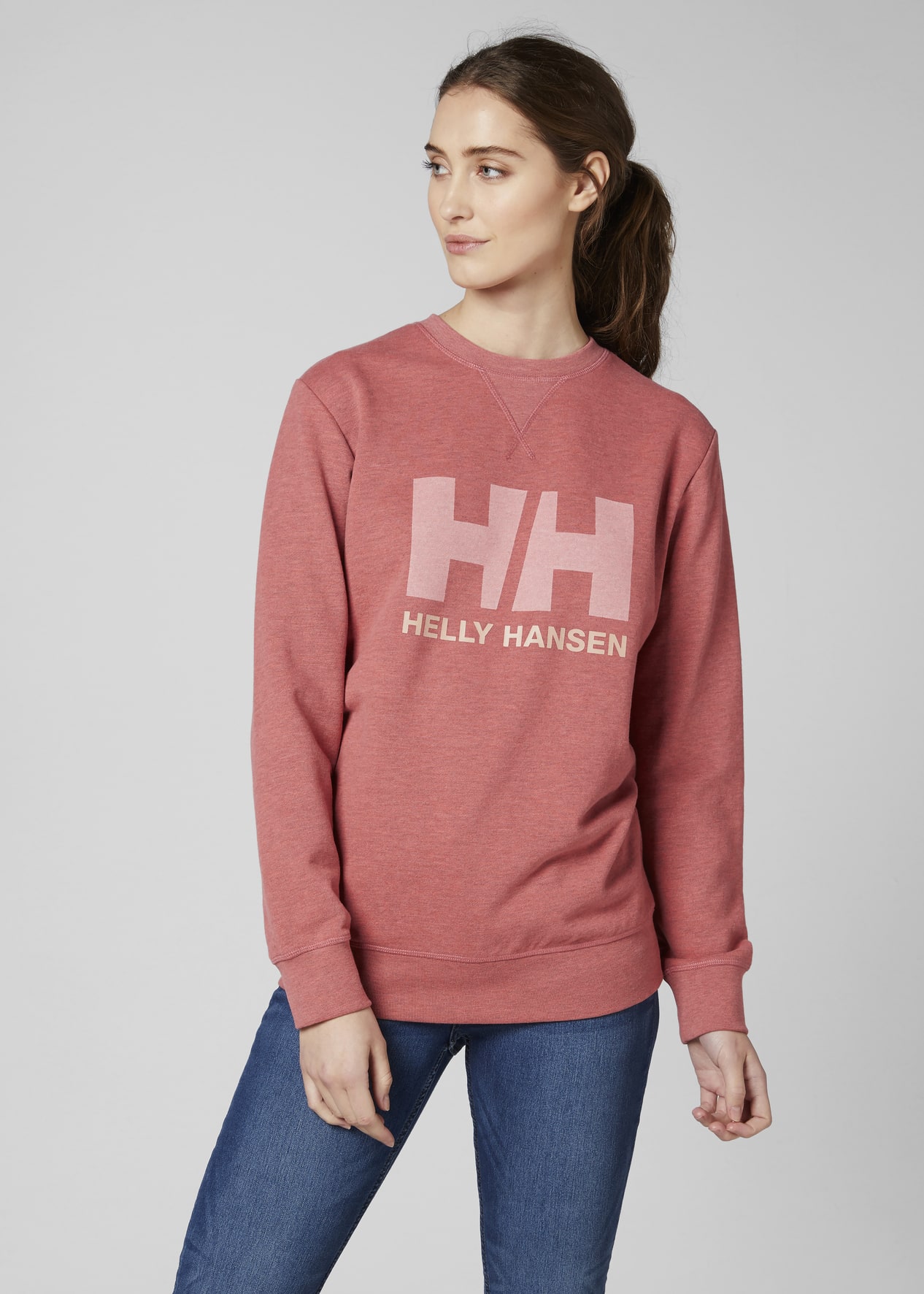 Helly Hansen Women Logo Sweat Crew 34003_143_onbody1