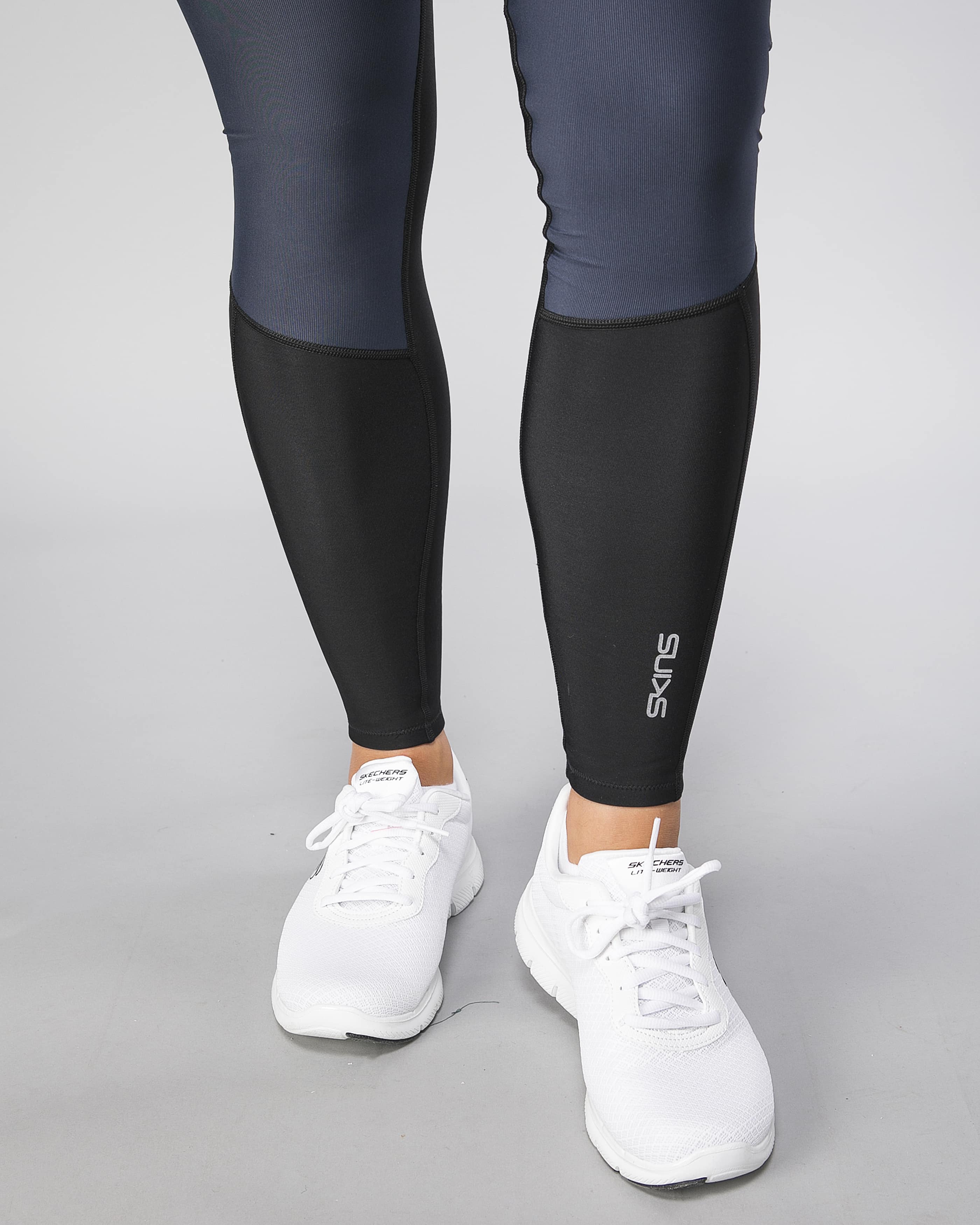 Skins DNAmic Womens Thermal Windproof Tights Black/Charcoal Tights.no