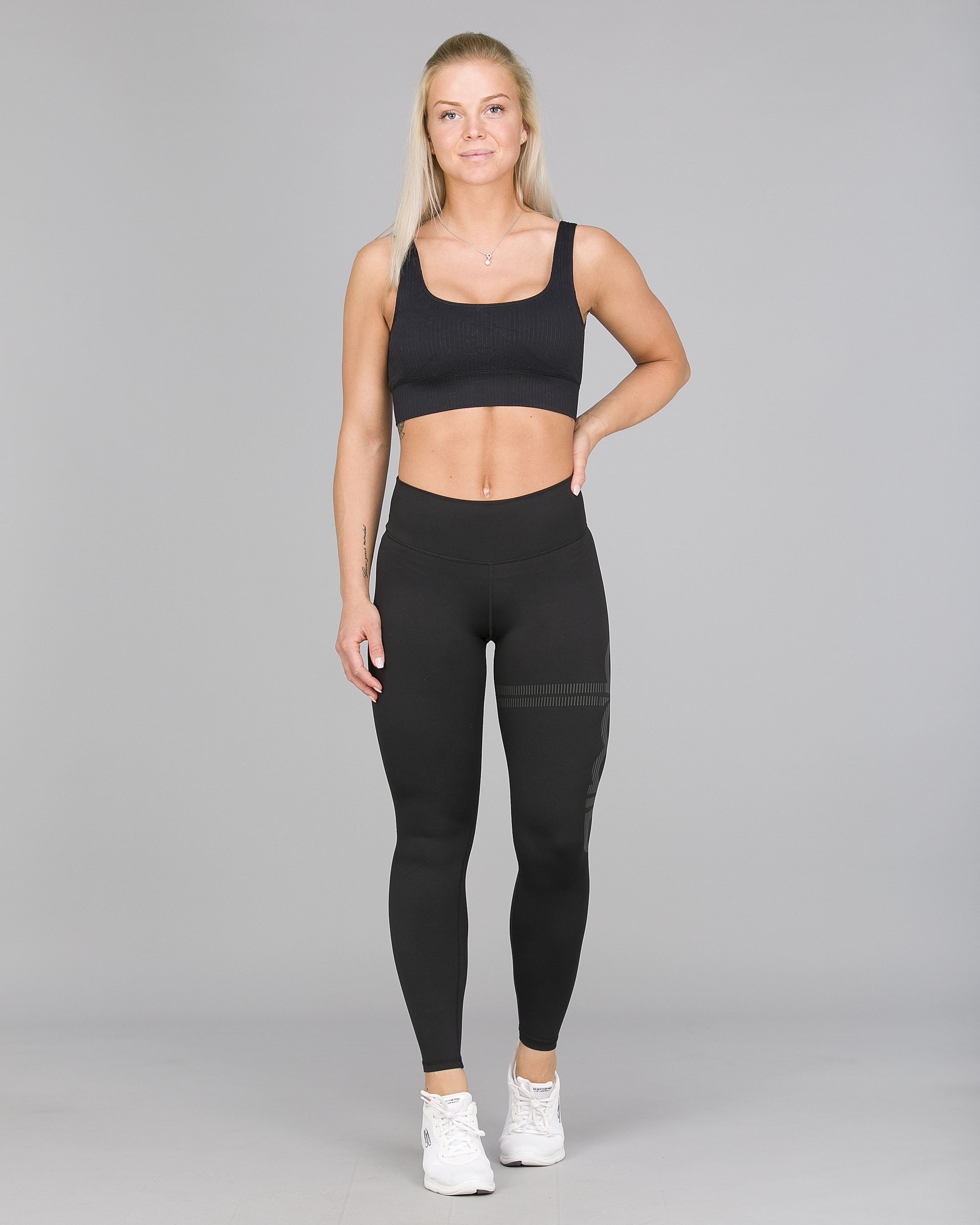 Aim'n Black Ribbed Seamless Bra - Tights.no