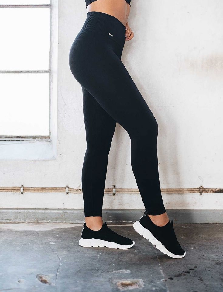 Aim'n BLACK RIBBED SEAMLESS TIGHTS - Onceit