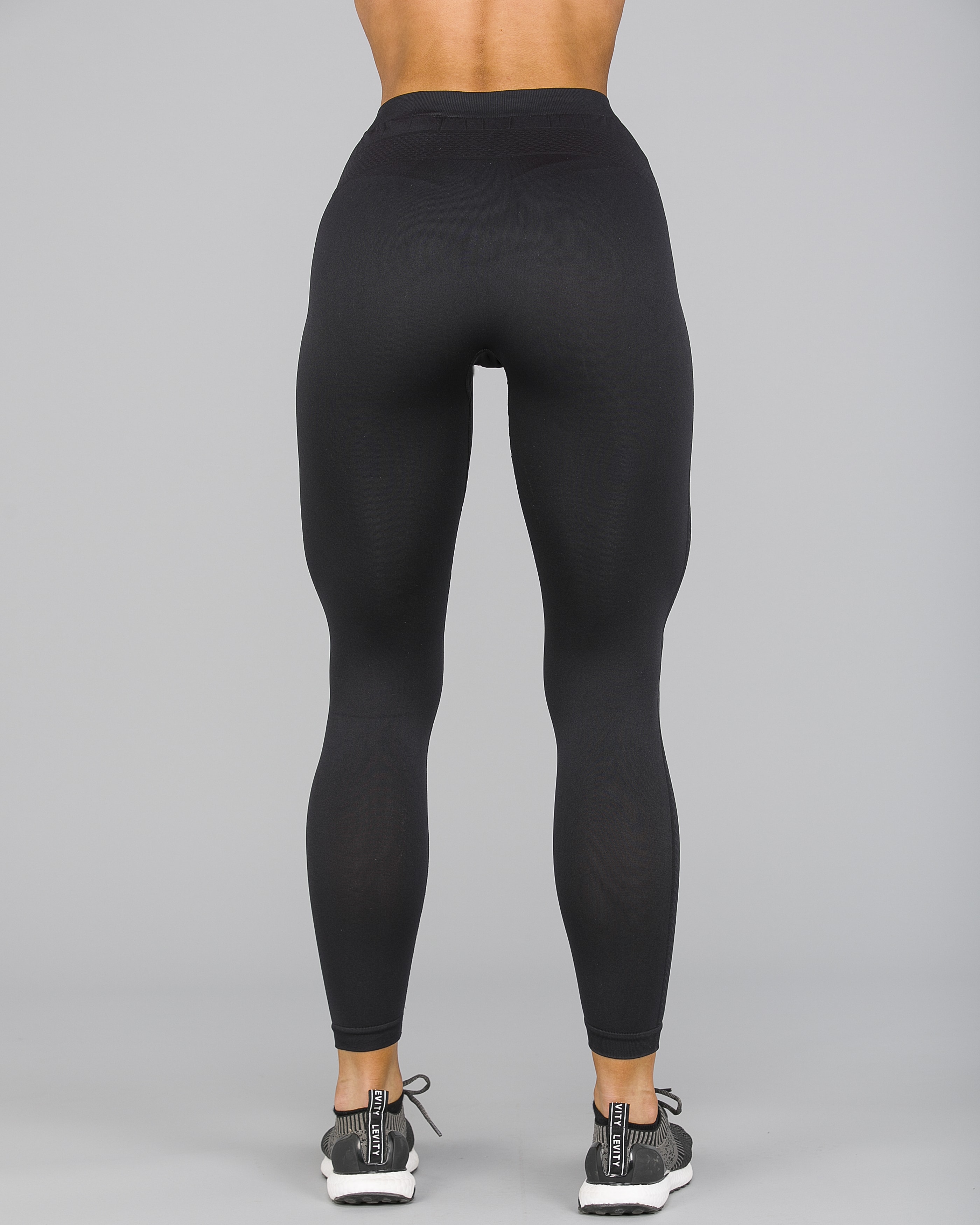4F Seamless Pant Women - Black9
