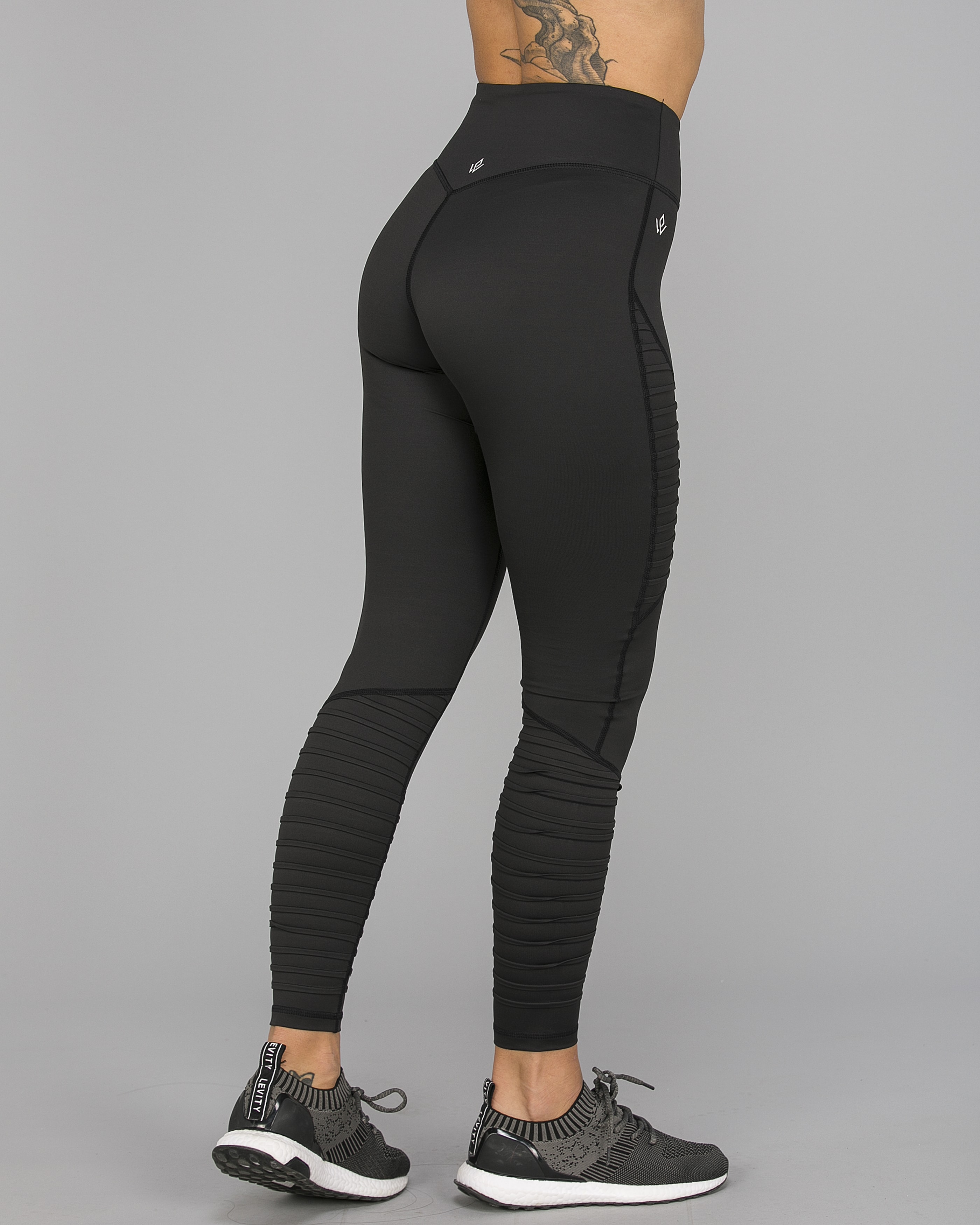 Workout Empire - Regalia Flow Curve Leggings - Obsidian9