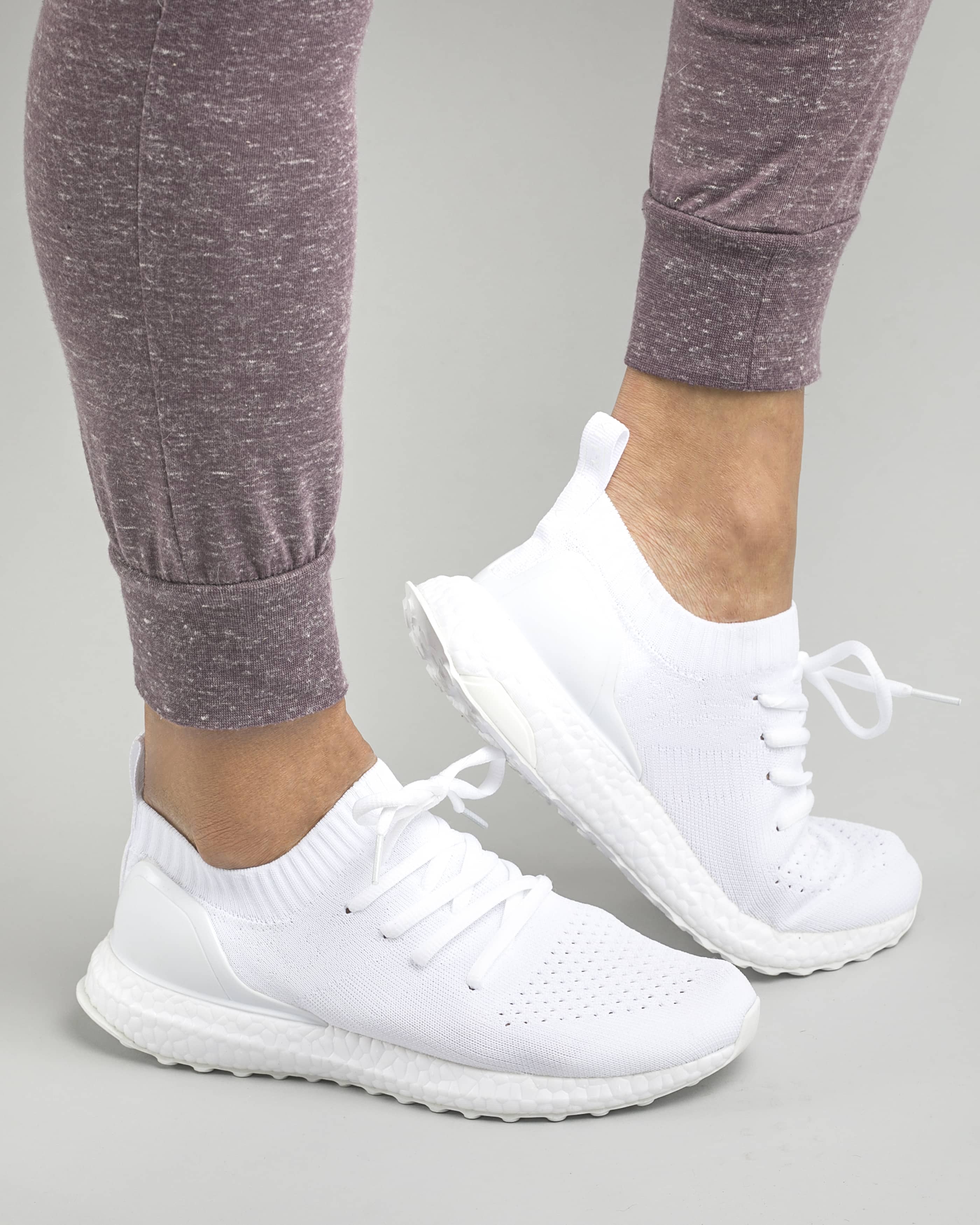 LEVITY – NHG All White