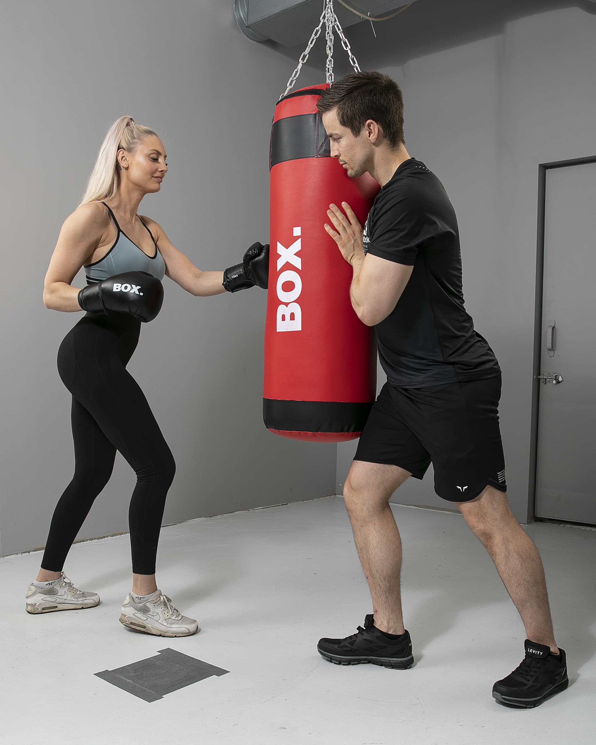 LEVITY Boxing Bag 30kg25