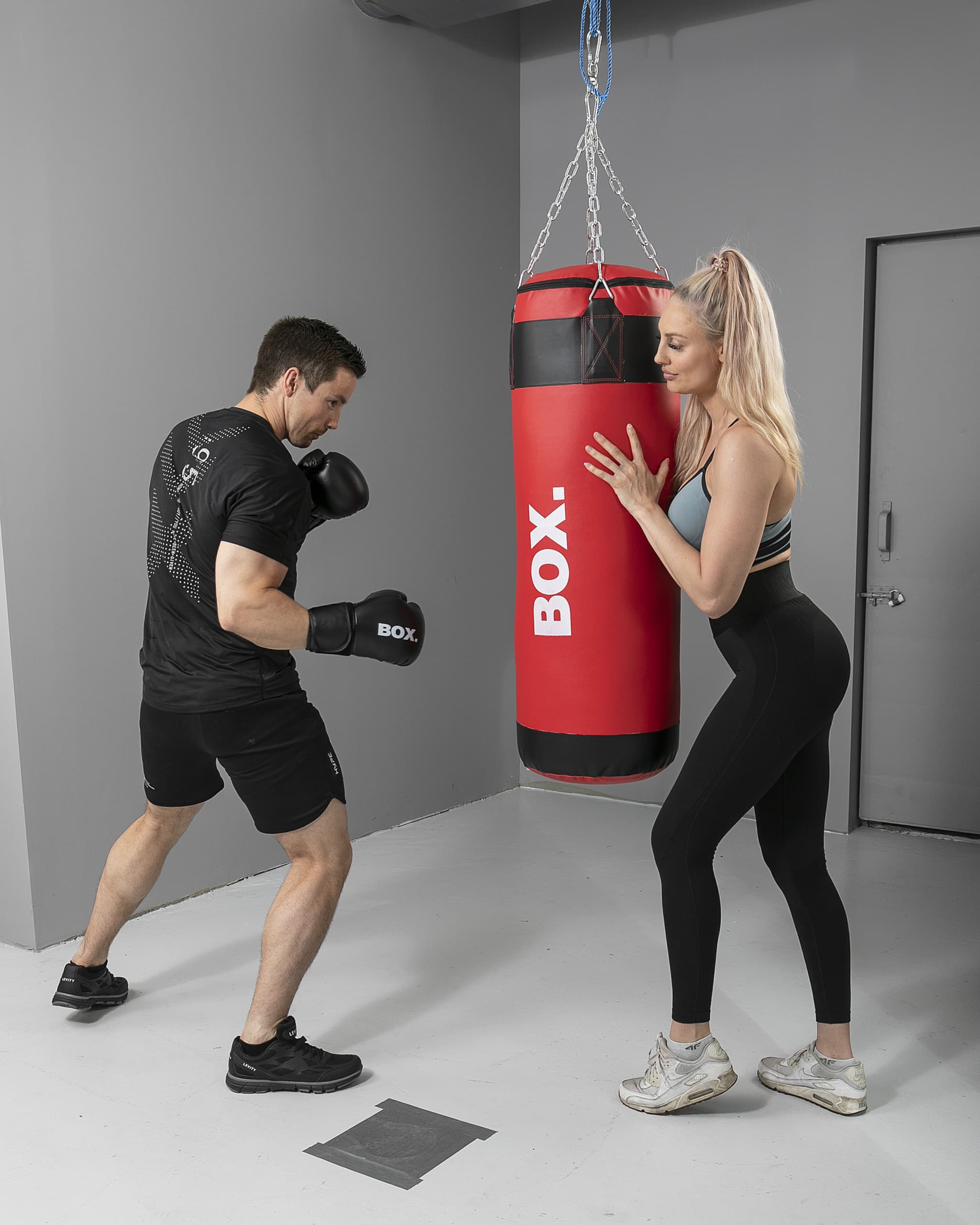 LEVITY Boxing Bag 30kg9