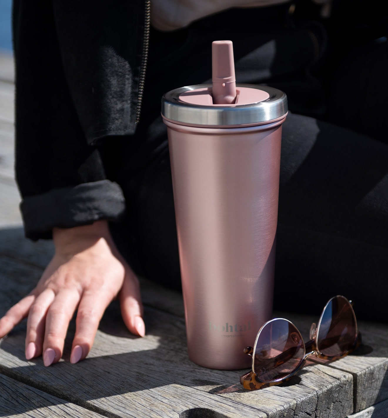 cc99bfd2-bohtal_insulated_tumbler_rose_gold_lifestyle