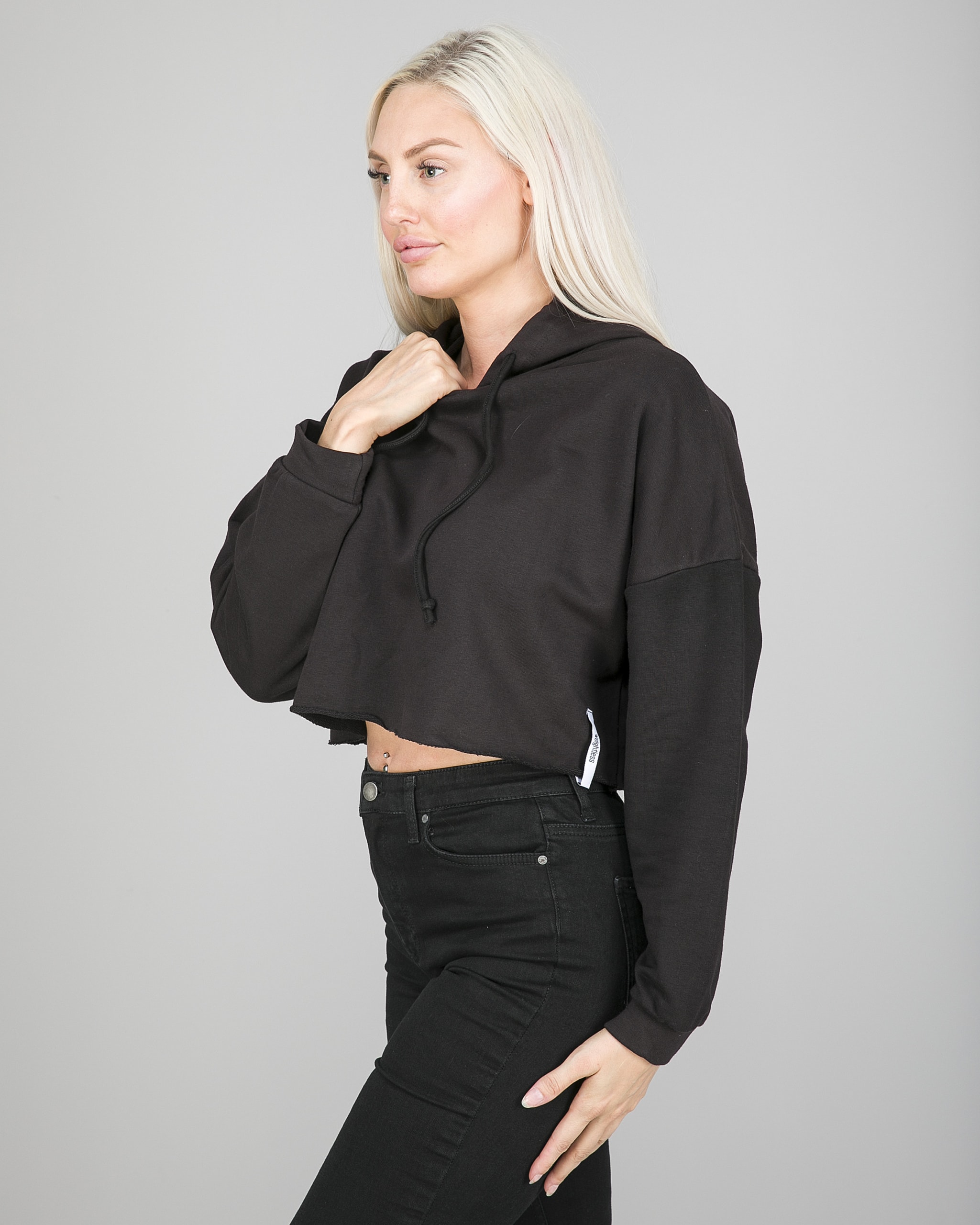 Weightless Cassie Cropped Hoodie Black2
