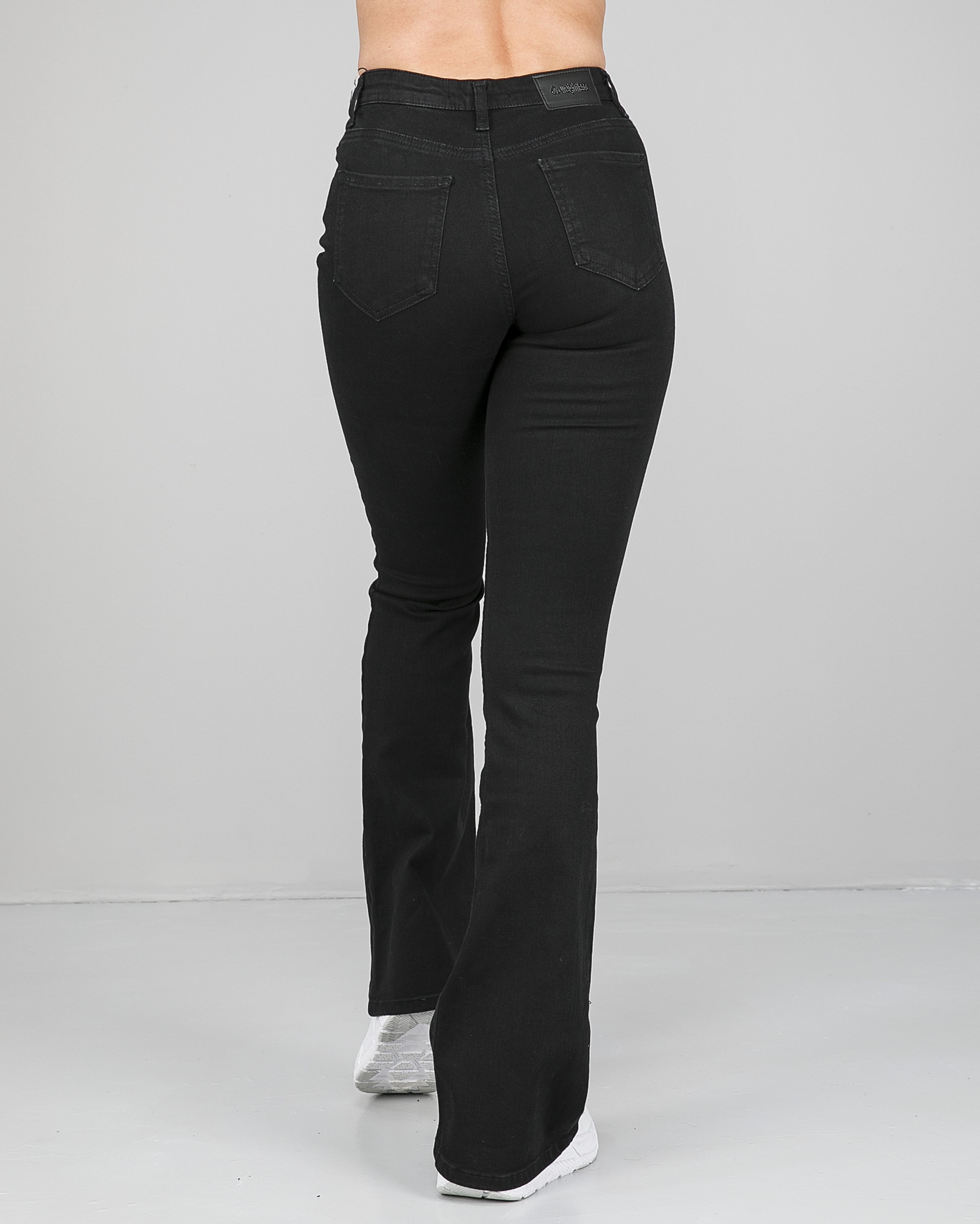 Weightless Chrissy Bootcut Stretch Jeans Black14