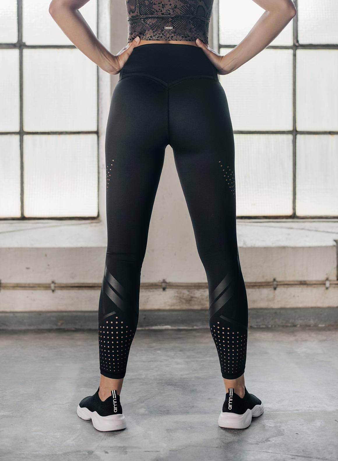 all-black-rapid-tights.3.x