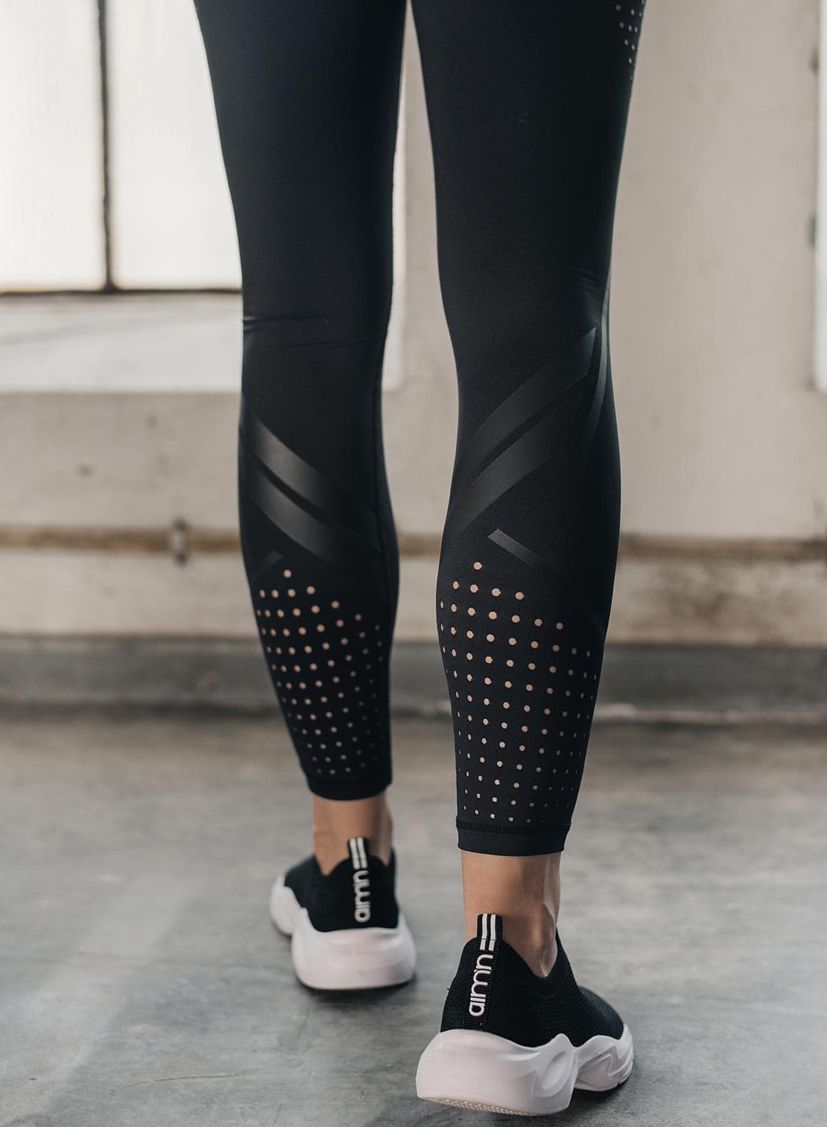all-black-rapid-tights.4.x
