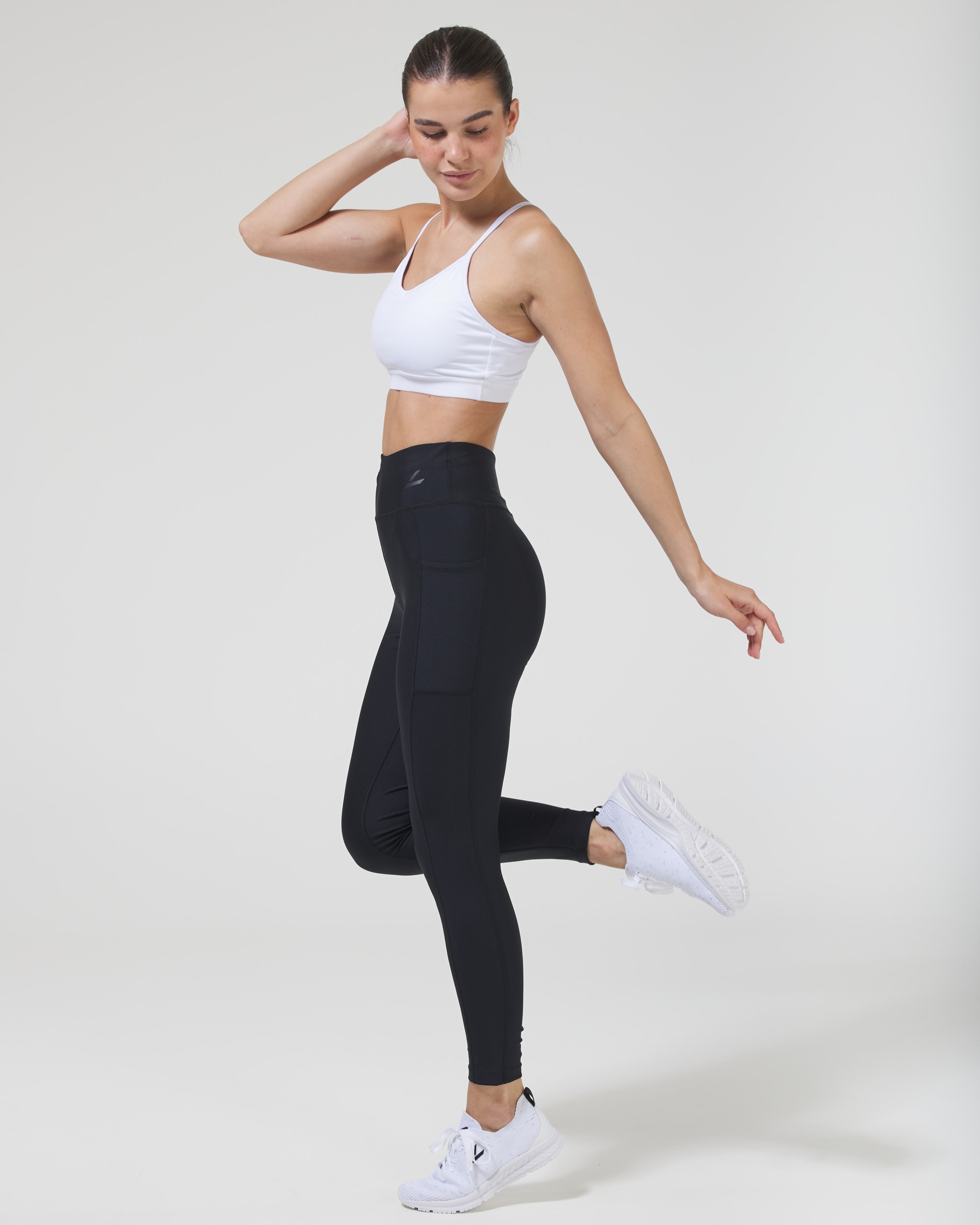 Ace Pocket Tights 7_8 Black 4