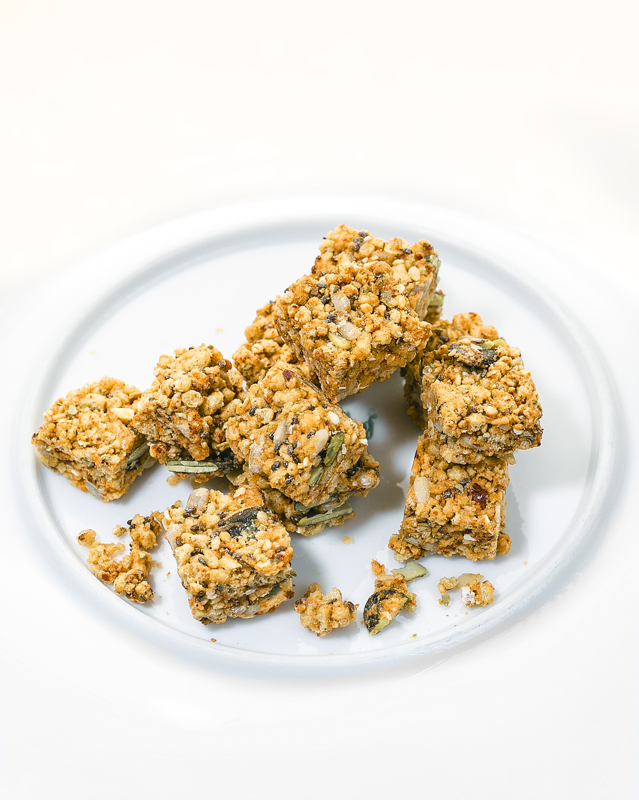 Monster High Protein Granola Bites Tomat & Oregano 45g2