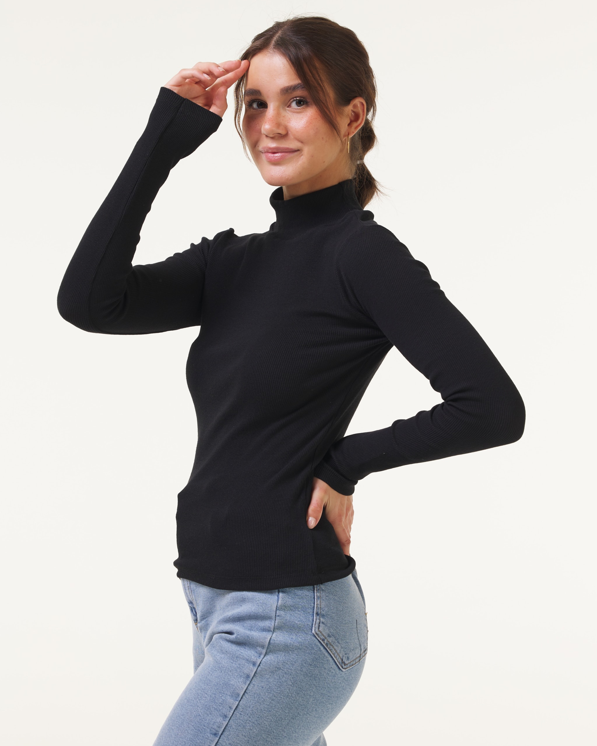 Elsie Turtleneck Black1