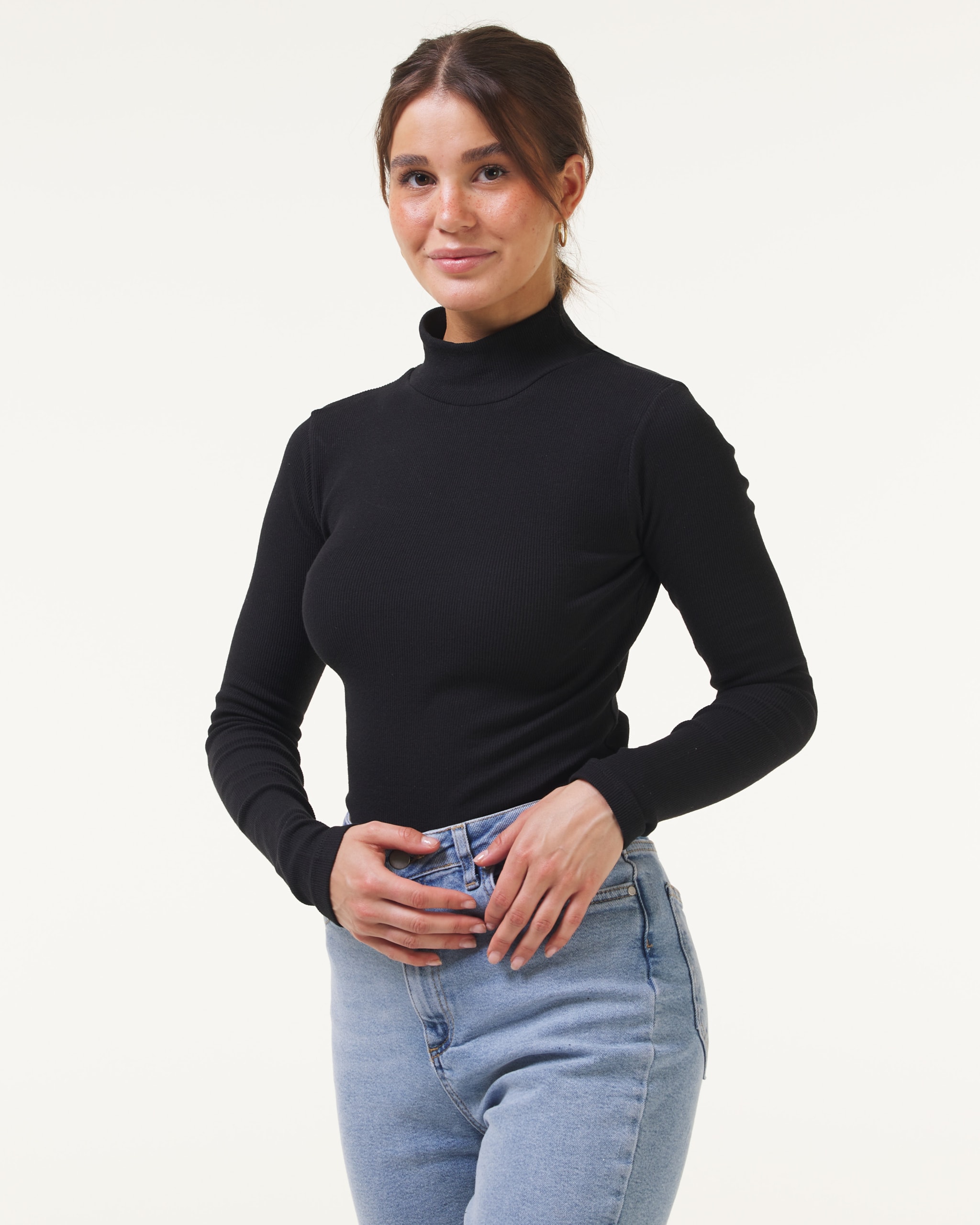 Elsie Turtleneck Black6