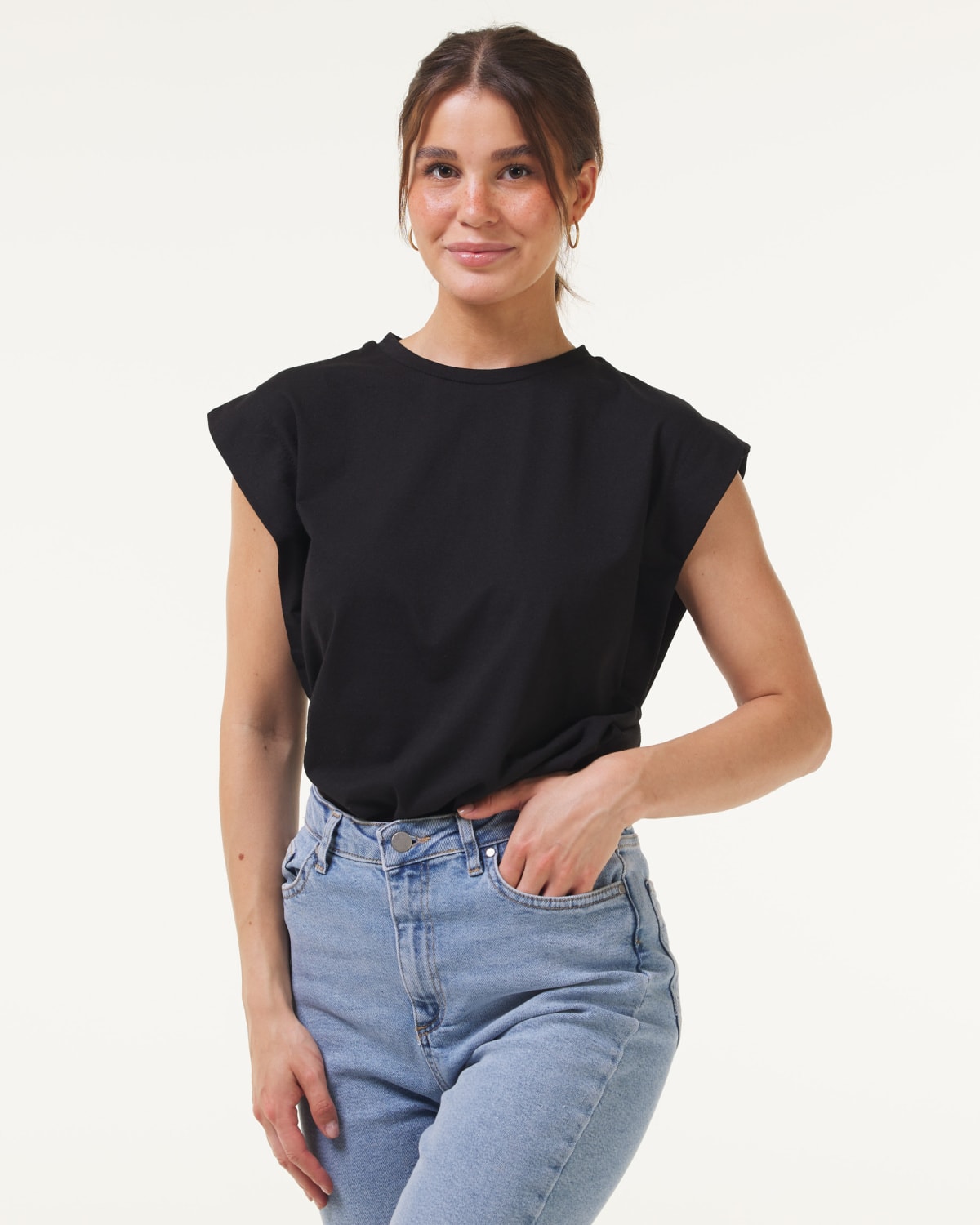 Weightless Rebecka Vest Black - S - jeans shorts