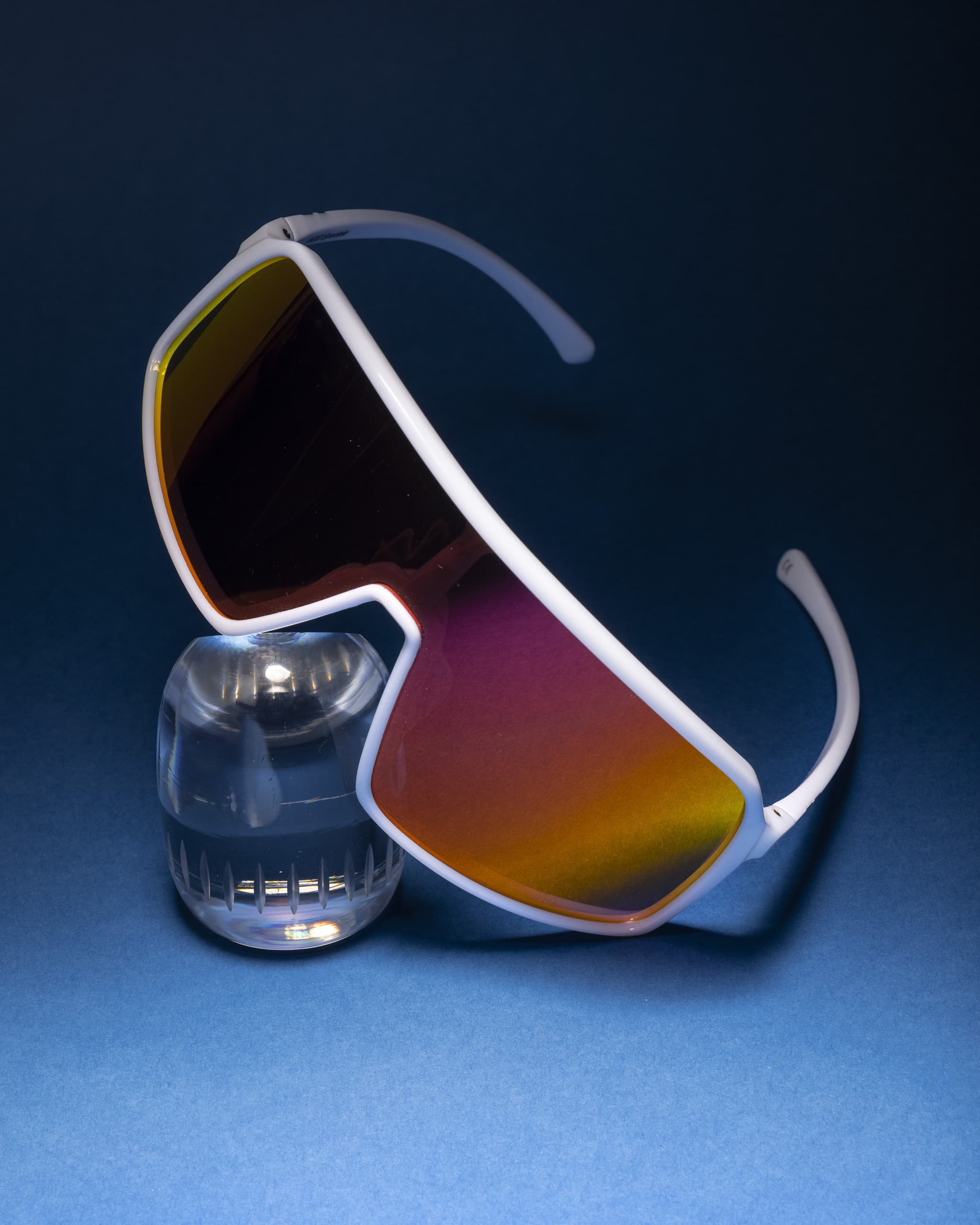 Outdoor & Essentials Spectacle Sunglasses White + Red Mirror2