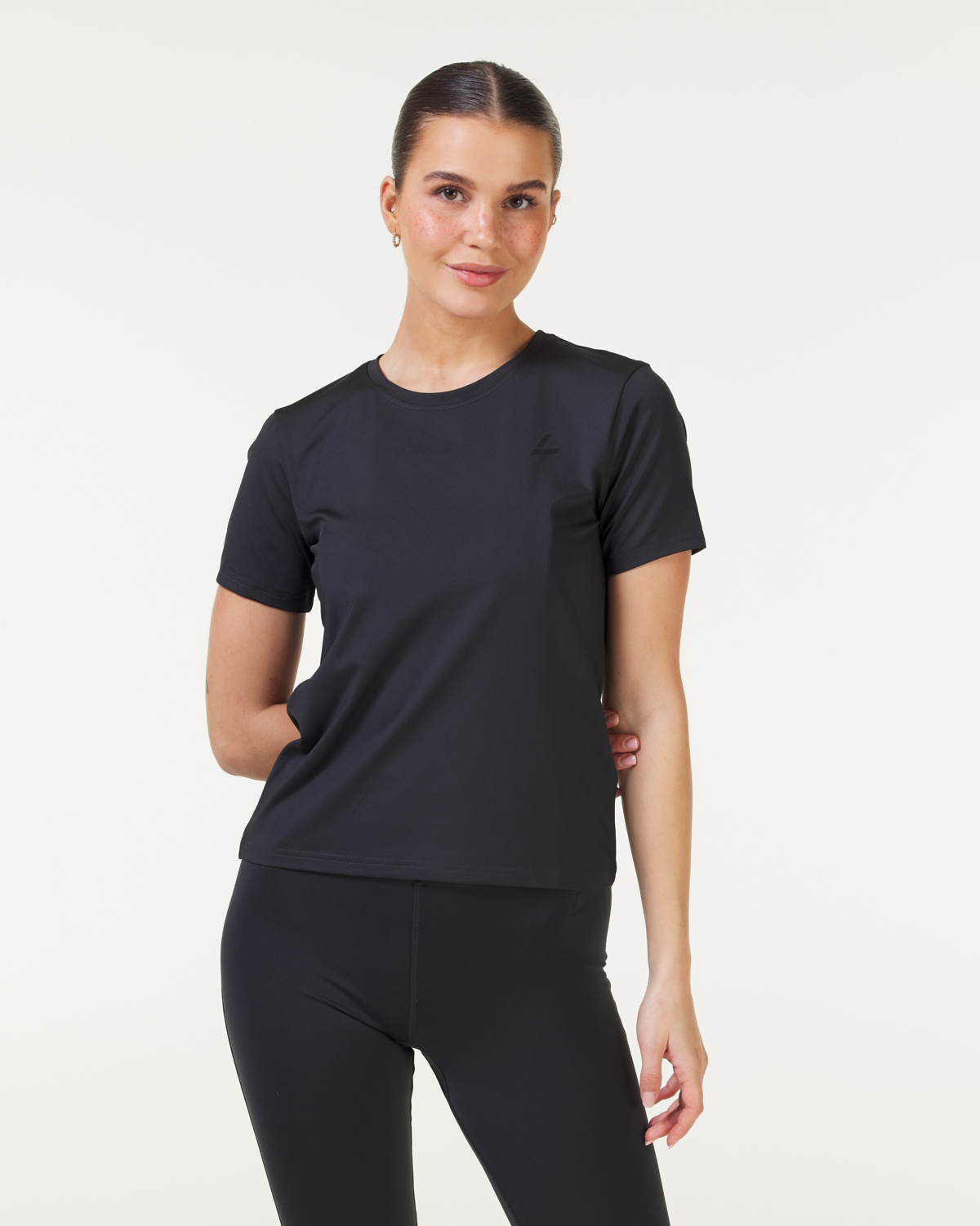 LEVITY Elemental T-shirt Black - S - skjorte