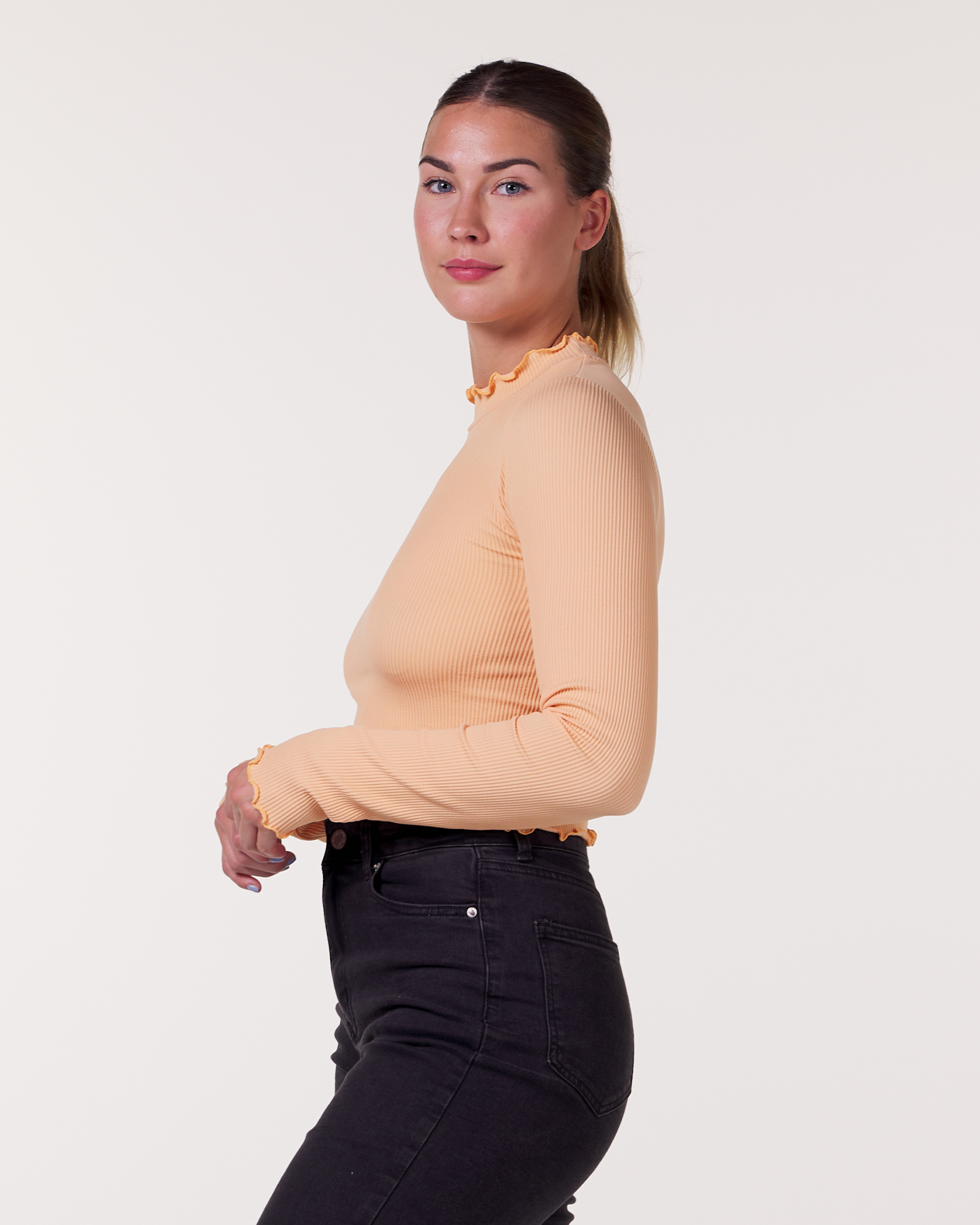 7090077772972-_1274