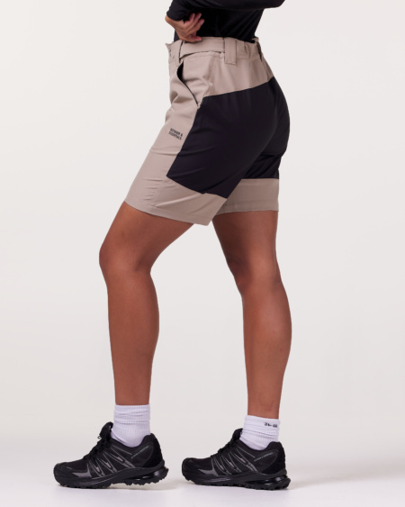 & Essentials Terran Outdoor Shorts 2.0 Beige