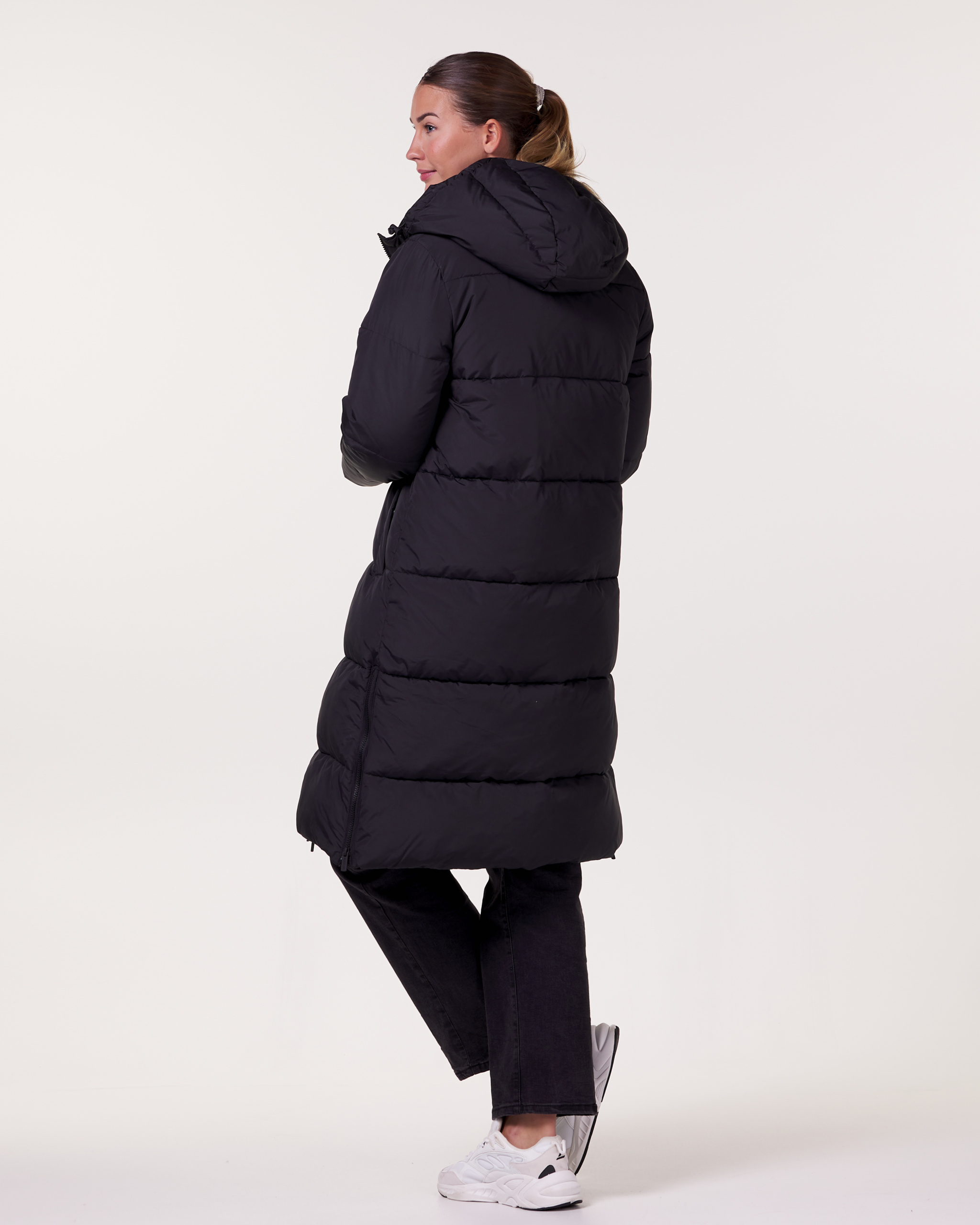 weightless agnes long puffer parka 2.0 black