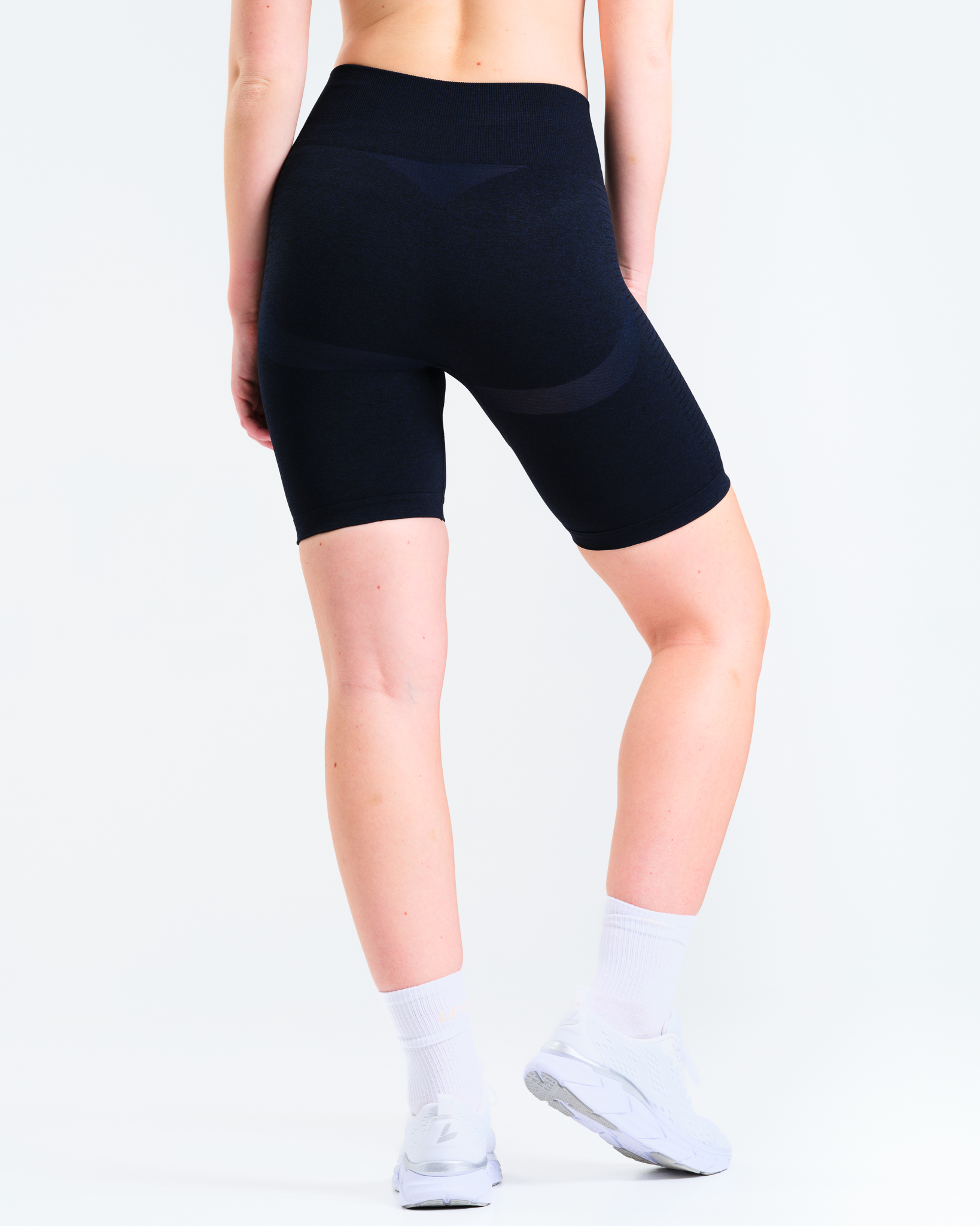 LEVITYSolarSeamlessShortsBlueNavy-10jpg
