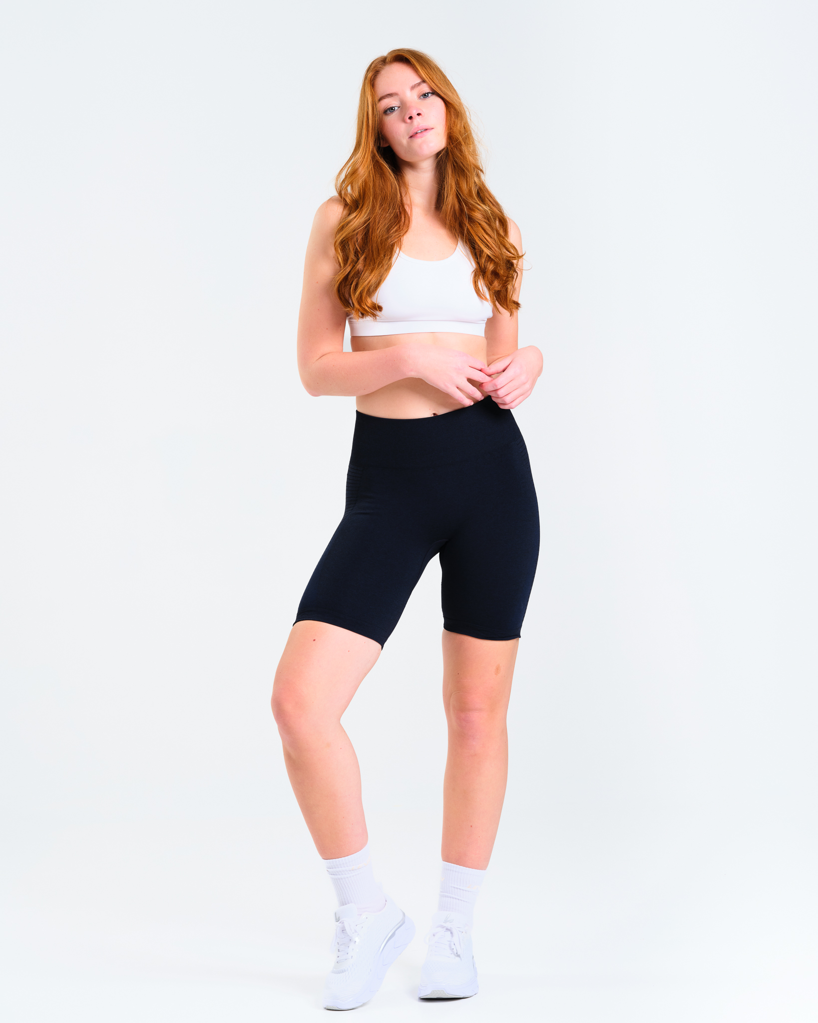 LEVITYSolarSeamlessShortsBlueNavy-3jpg