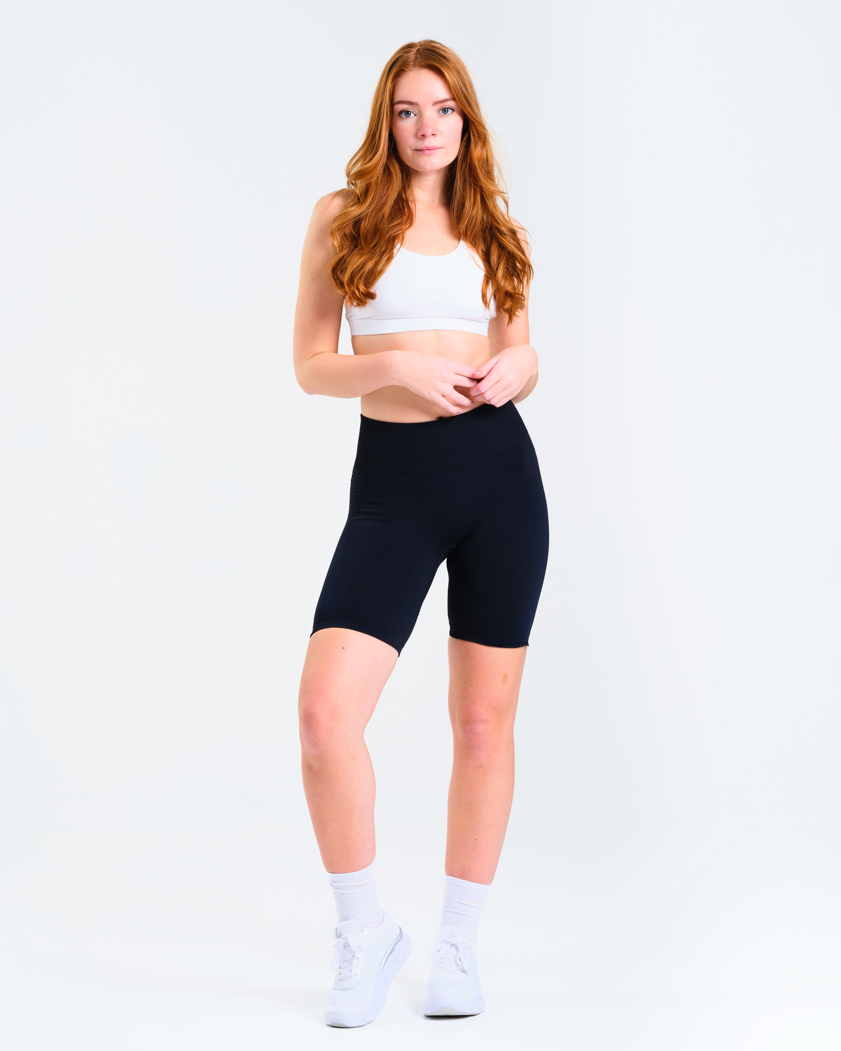 LEVITYSolarSeamlessShortsBlueNavy-4jpg