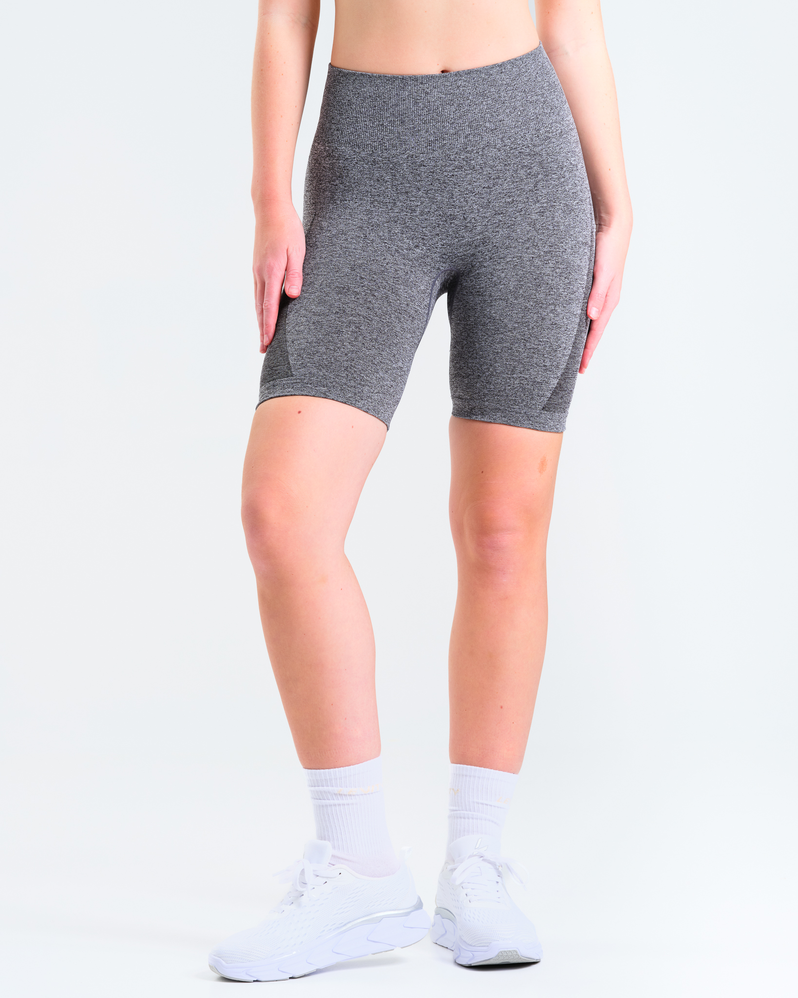 LEVITYSolarSeamlessShortsDarkGreyMarl-4jpg