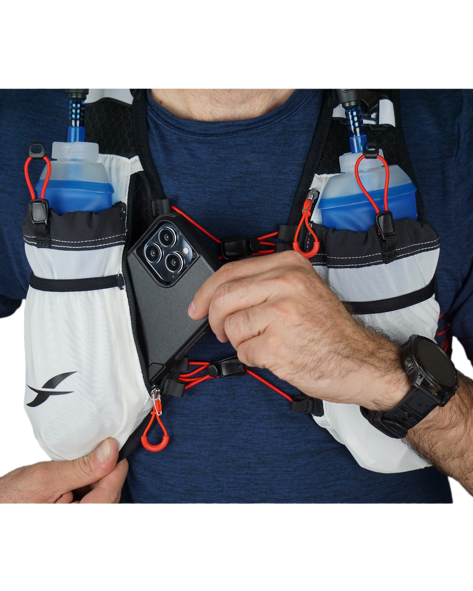 8-TRAILVEST-PHONEPOCKET-MAN-1jpg