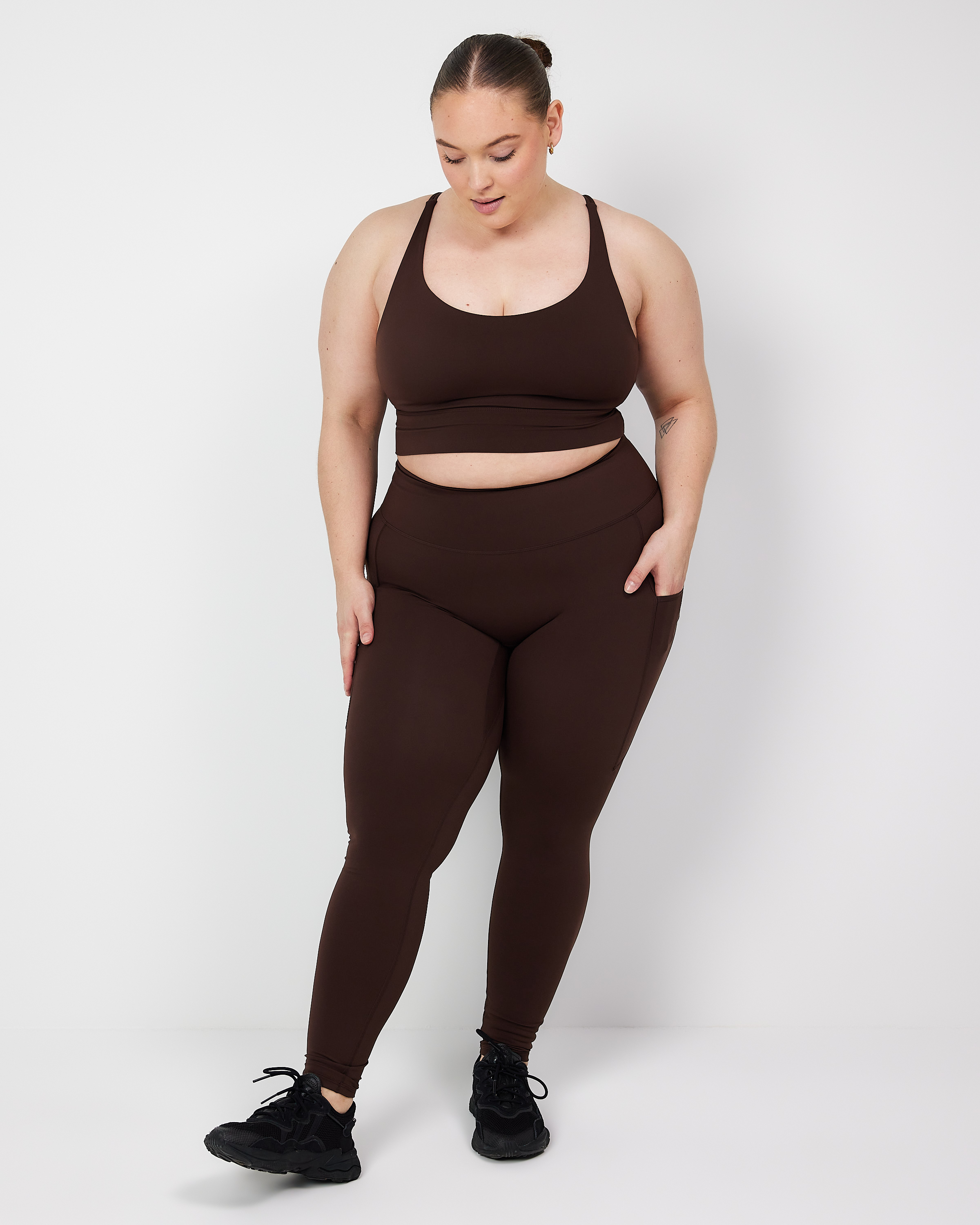 pocket-brown2png