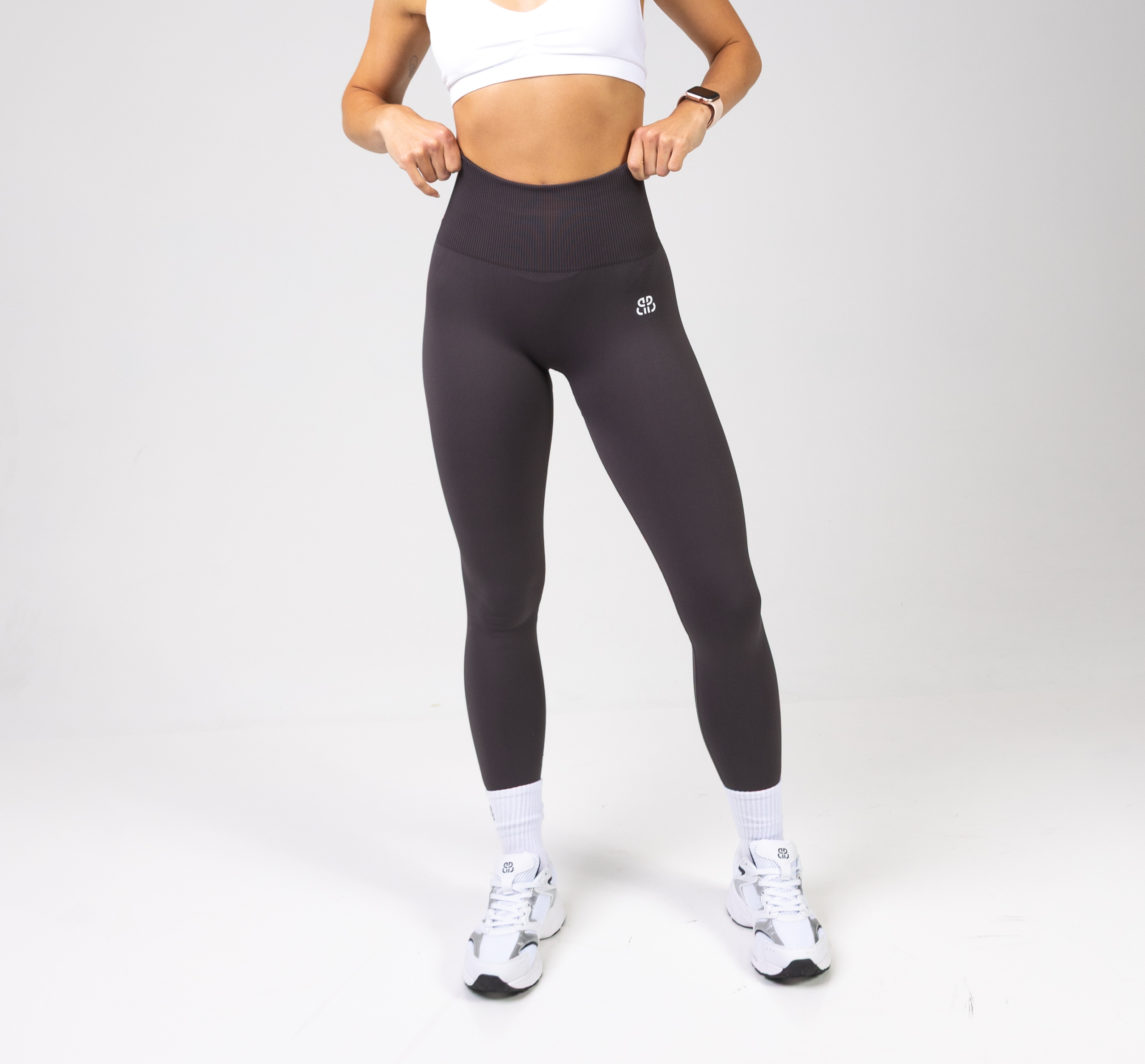 AW25SEPTBumproHyperTightsGreyIron-7jpg