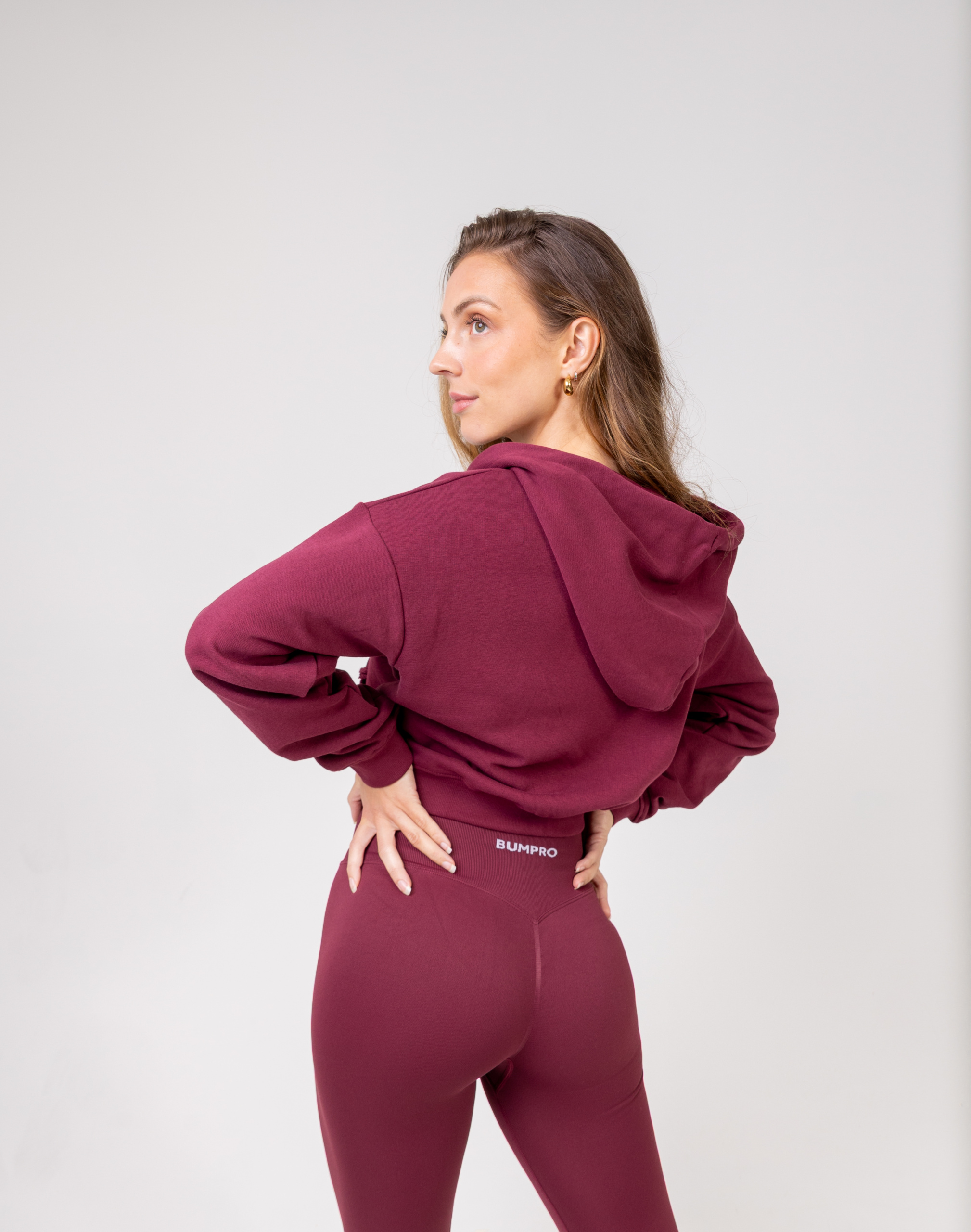 AW25SEPTBumprozippedcroppedhoodieburgundy-3jpg