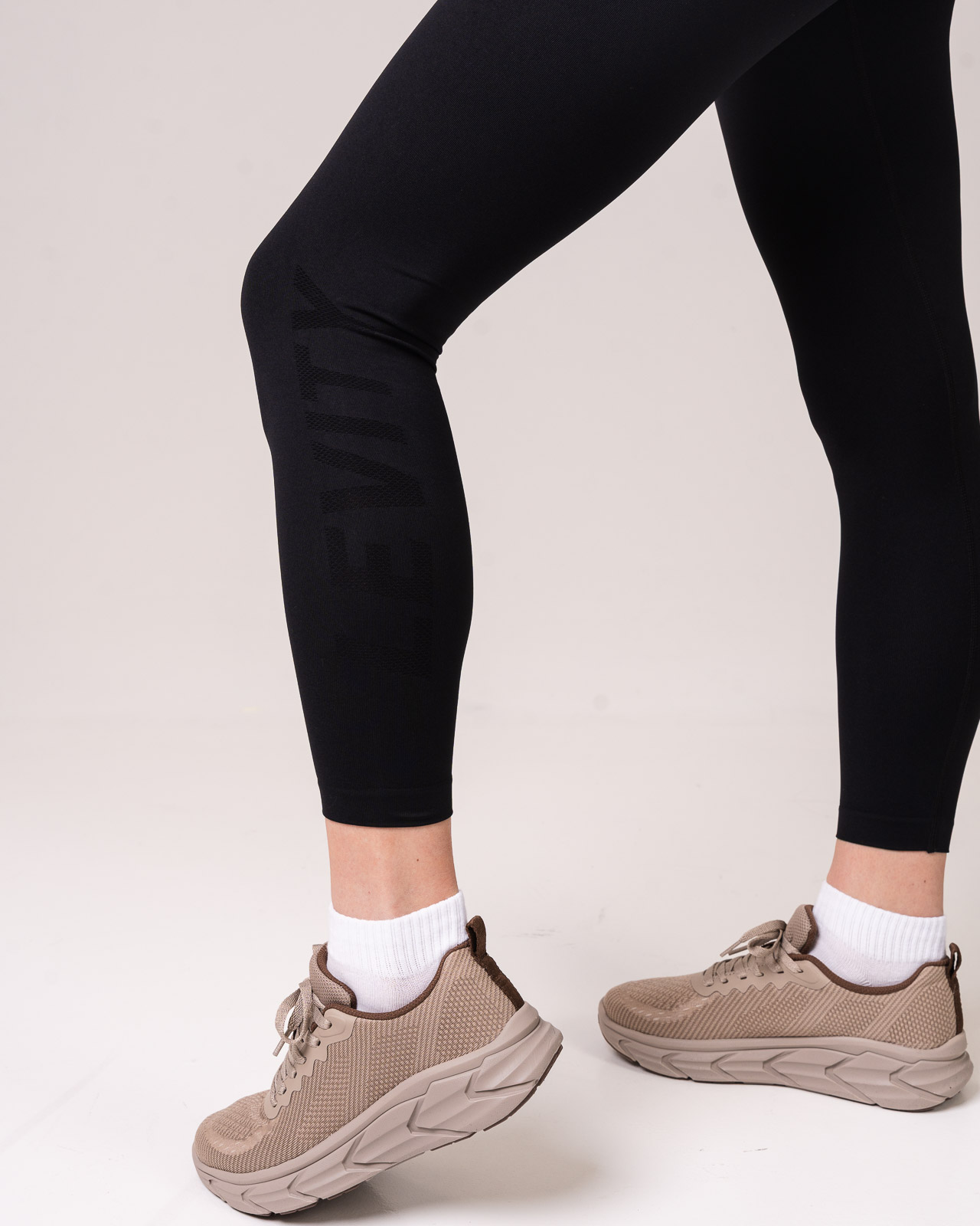 Tights - Studio - Juni
