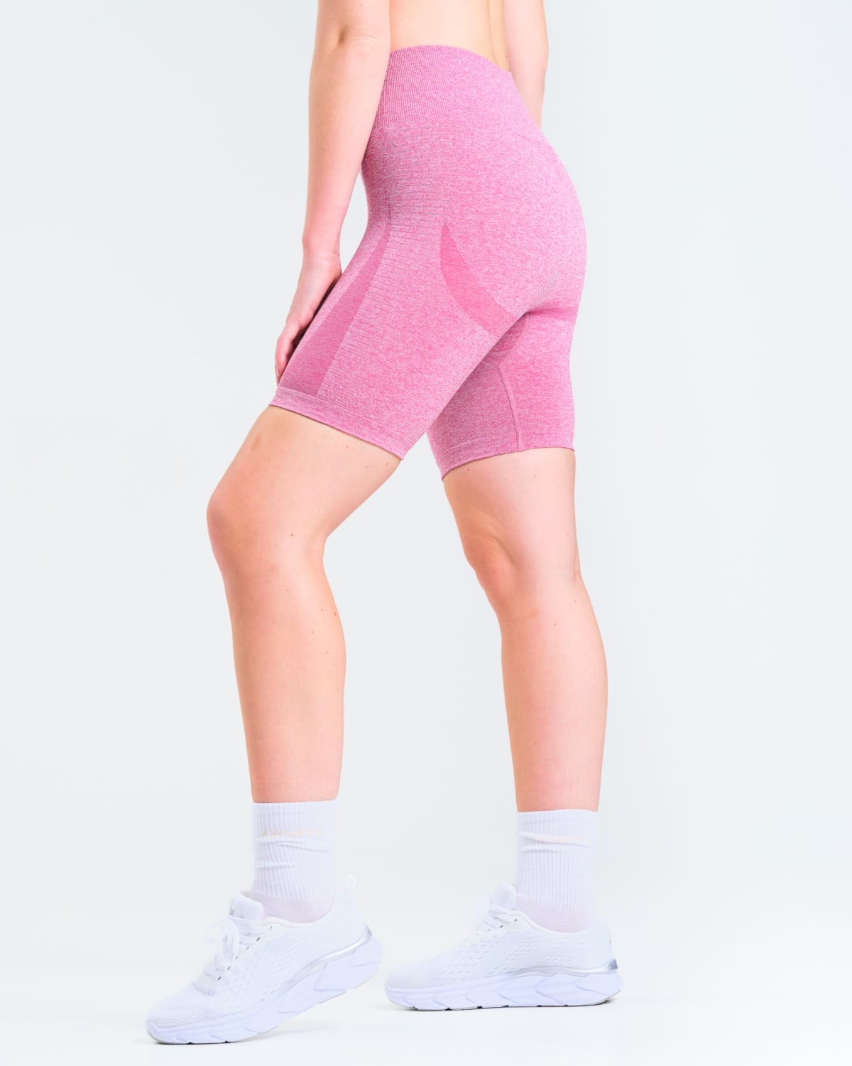 LEVITYSolarSeamlessShortsPinkVio2jpg